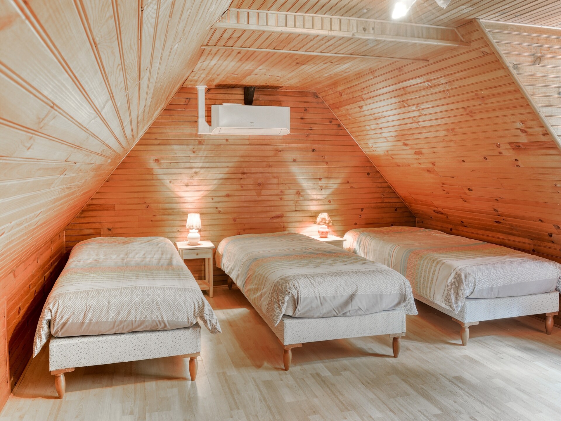 Vrijstaand vakantiehuis voor 10 personen in het bos bij Teillots, Dordogne - foto 9