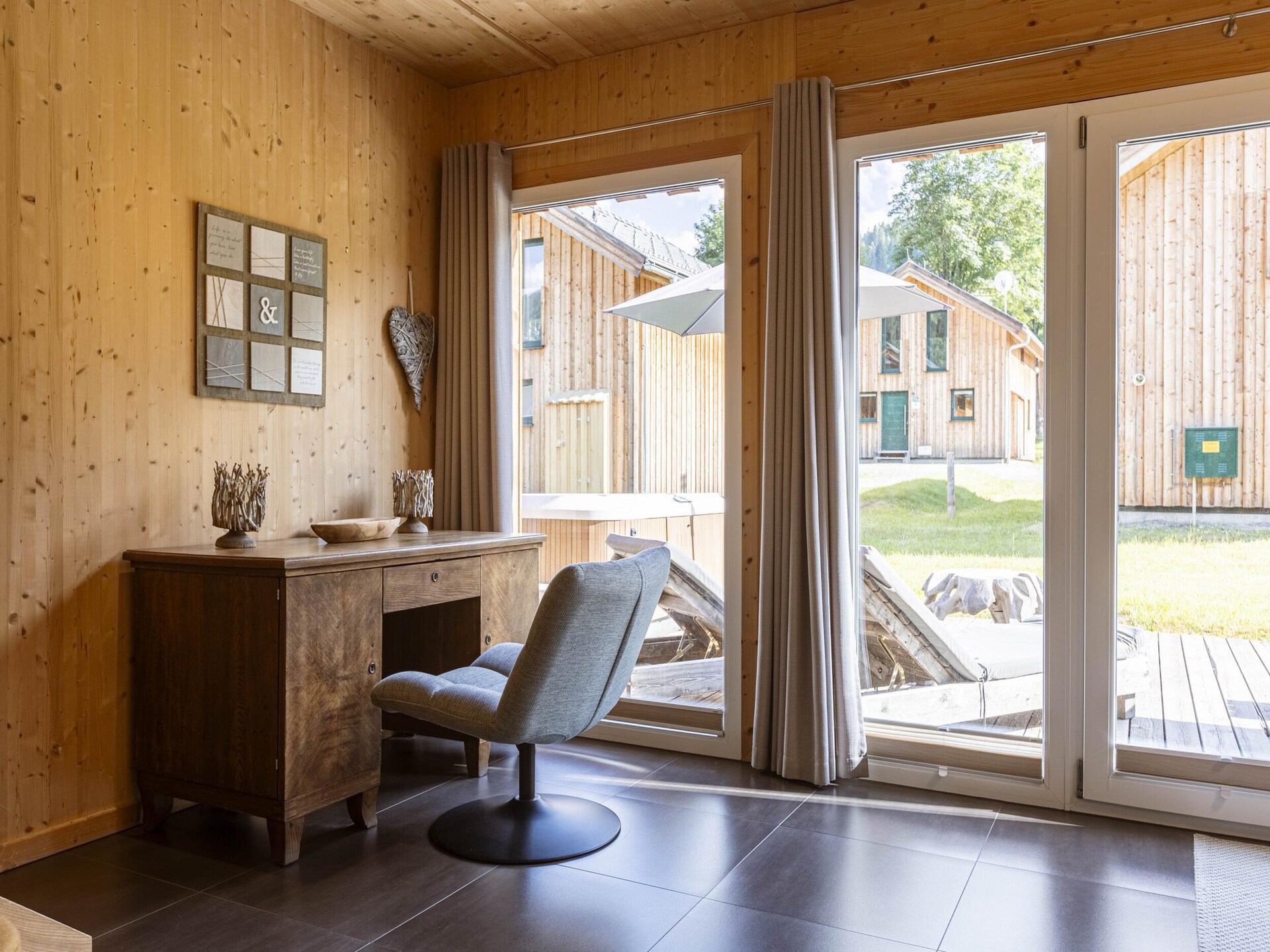 Chalet aan het meer en de piste in Sankt Georgen am Kresichberg · 4 slk - foto 19