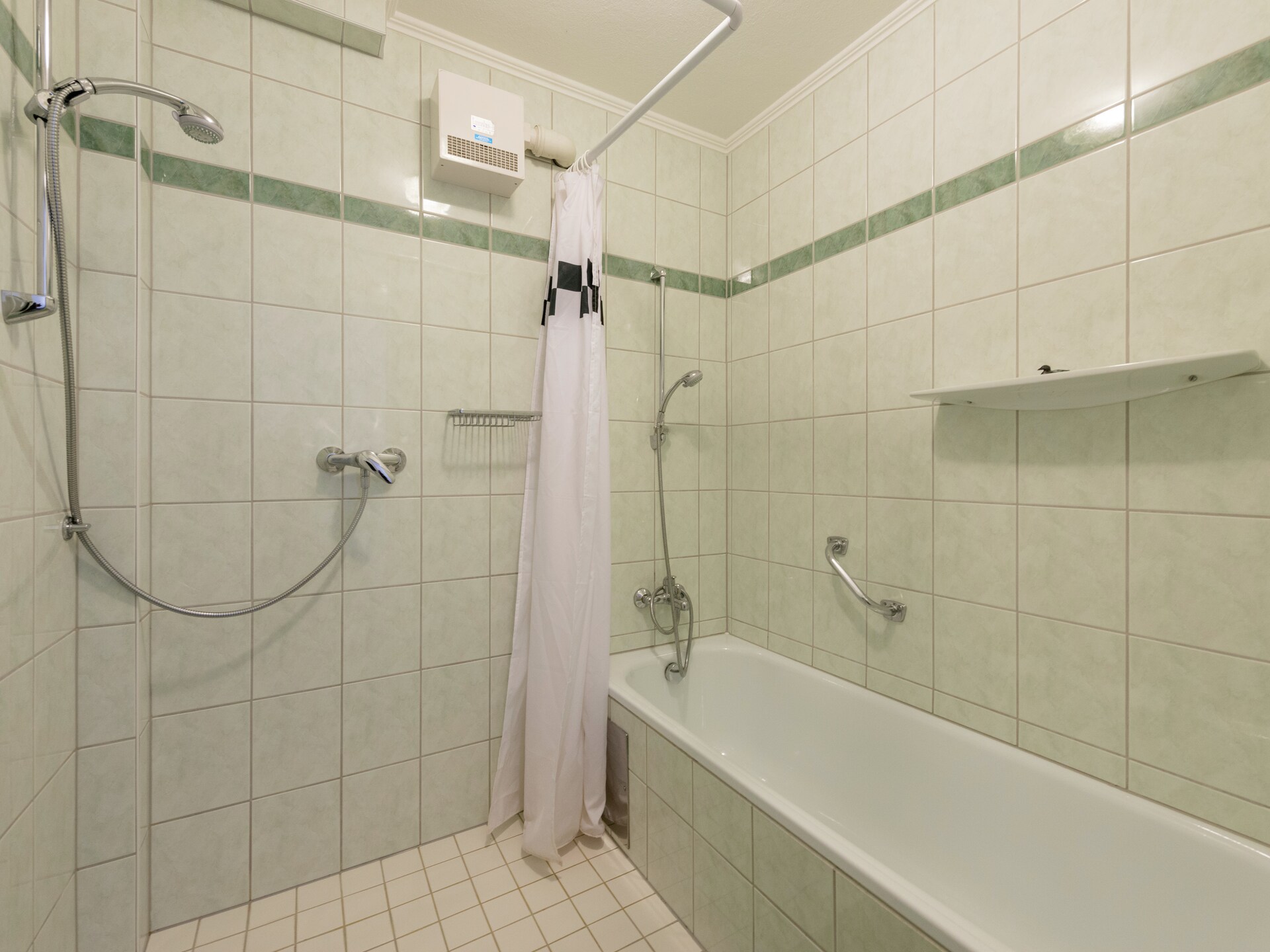 Vrijstaand vakantiehuis in de bossen bij Gröbming met bergzicht - foto 23