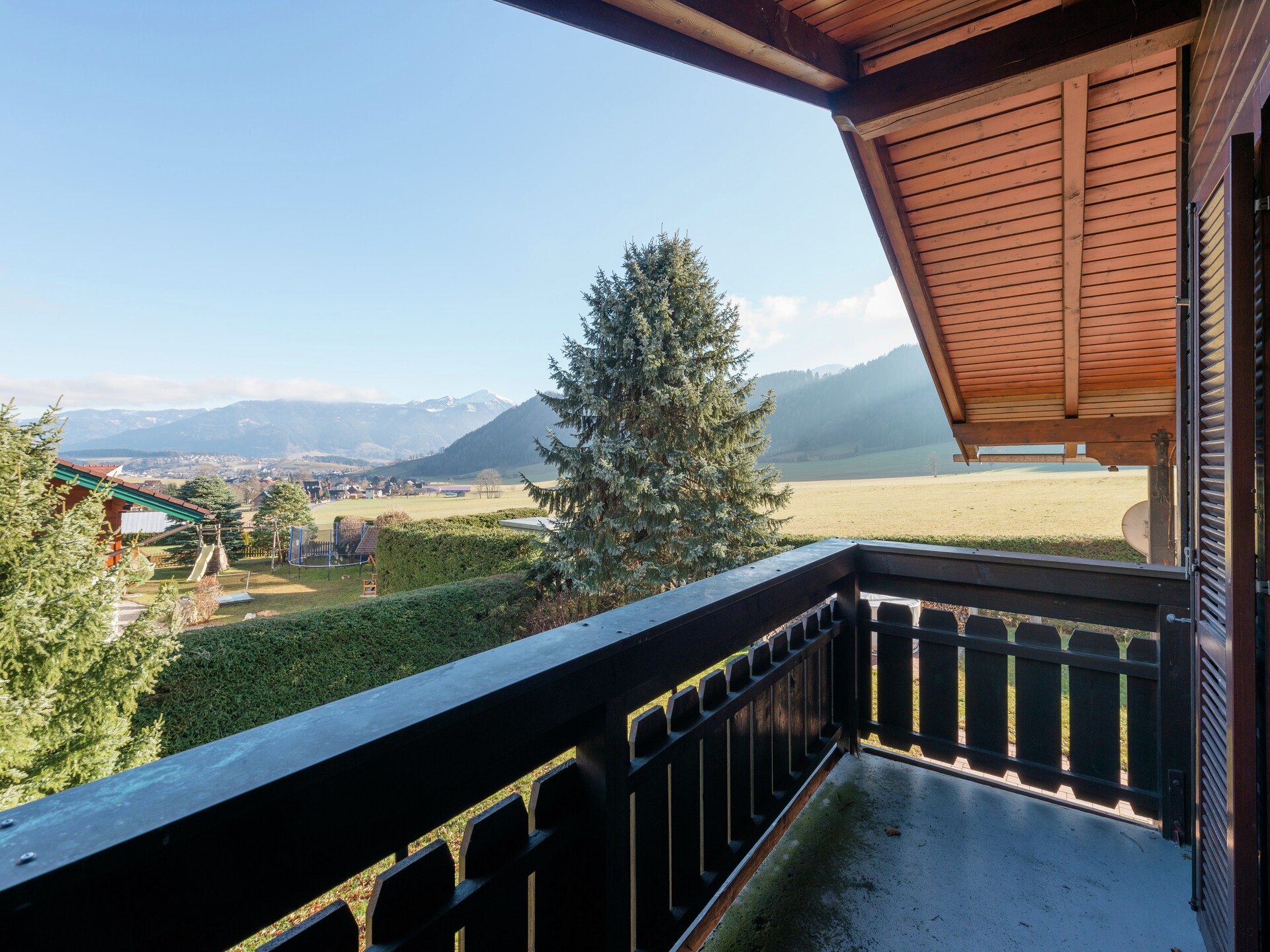 Vrijstaand vakantiehuis in de bossen bij Gröbming met bergzicht - foto 24