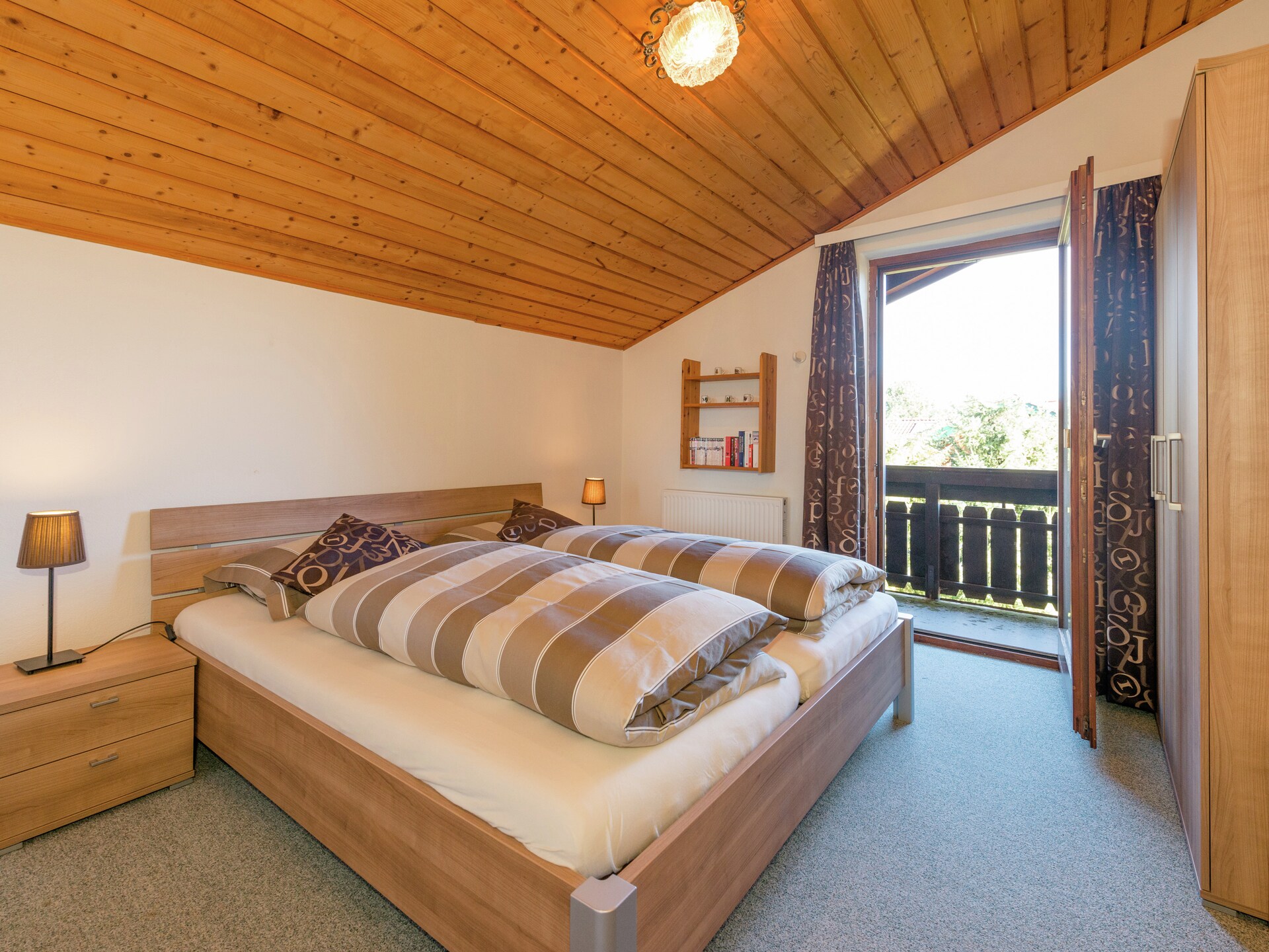 Vrijstaand vakantiehuis in de bossen bij Gröbming met bergzicht - foto 17