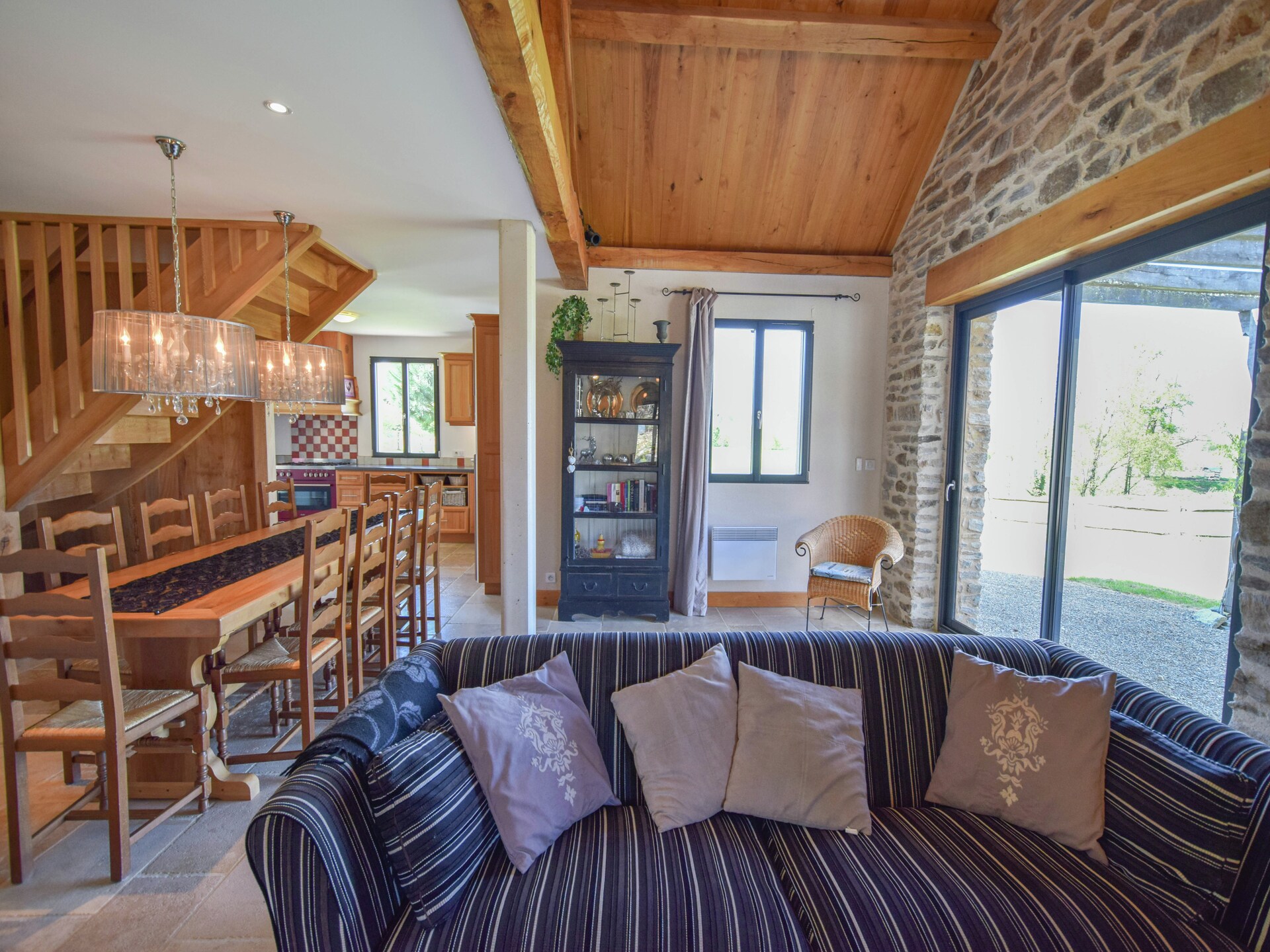 Villa La Petite Tour: 10-persoons bosvilla met privétuin bij Saint-Médard-d'Excideuil - foto 9