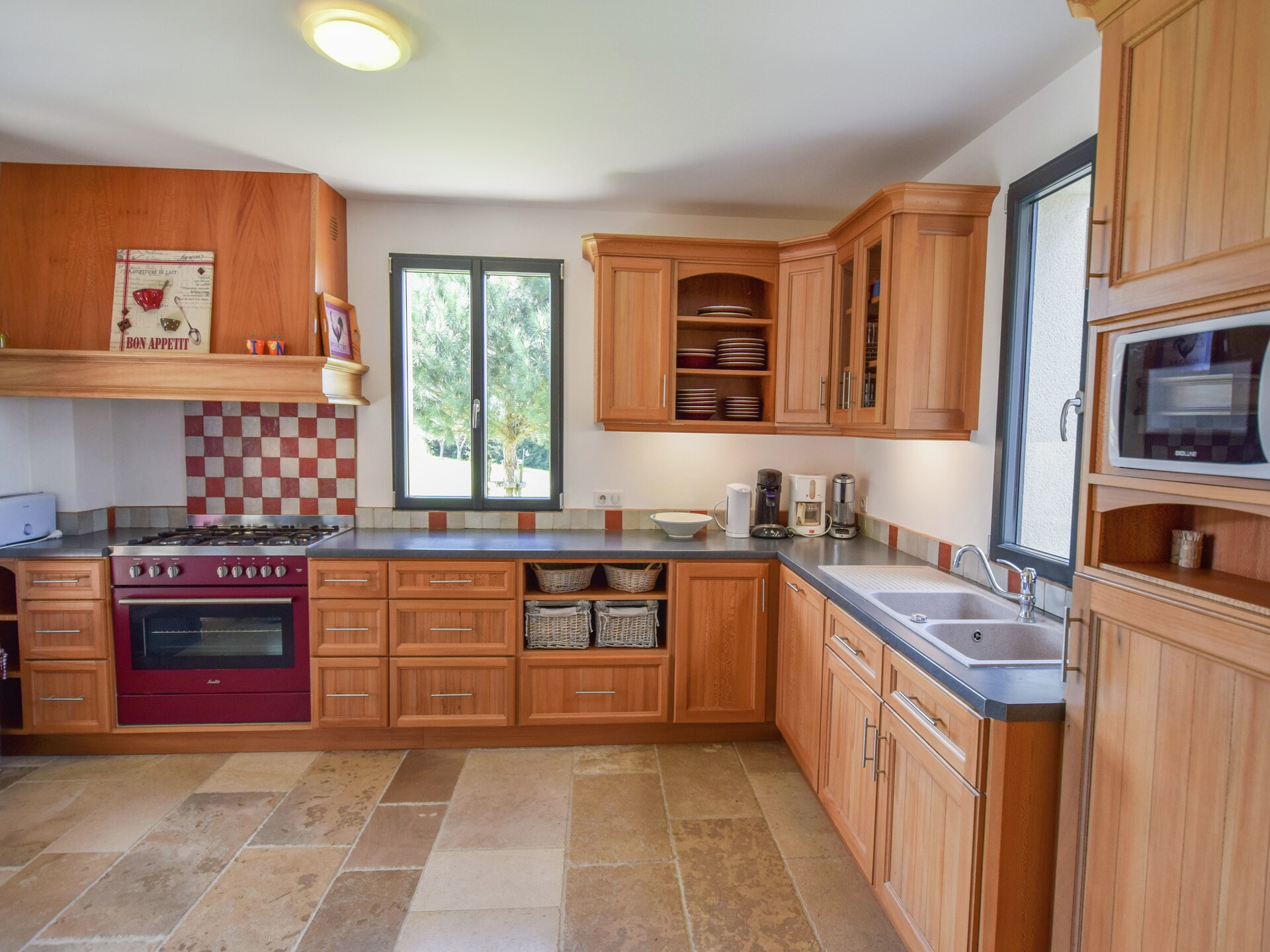 Villa La Petite Tour: 10-persoons bosvilla met privétuin bij Saint-Médard-d'Excideuil - foto 12