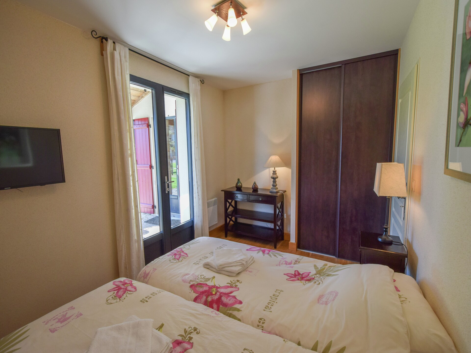 Villa La Petite Tour: 10-persoons bosvilla met privétuin bij Saint-Médard-d'Excideuil - foto 17