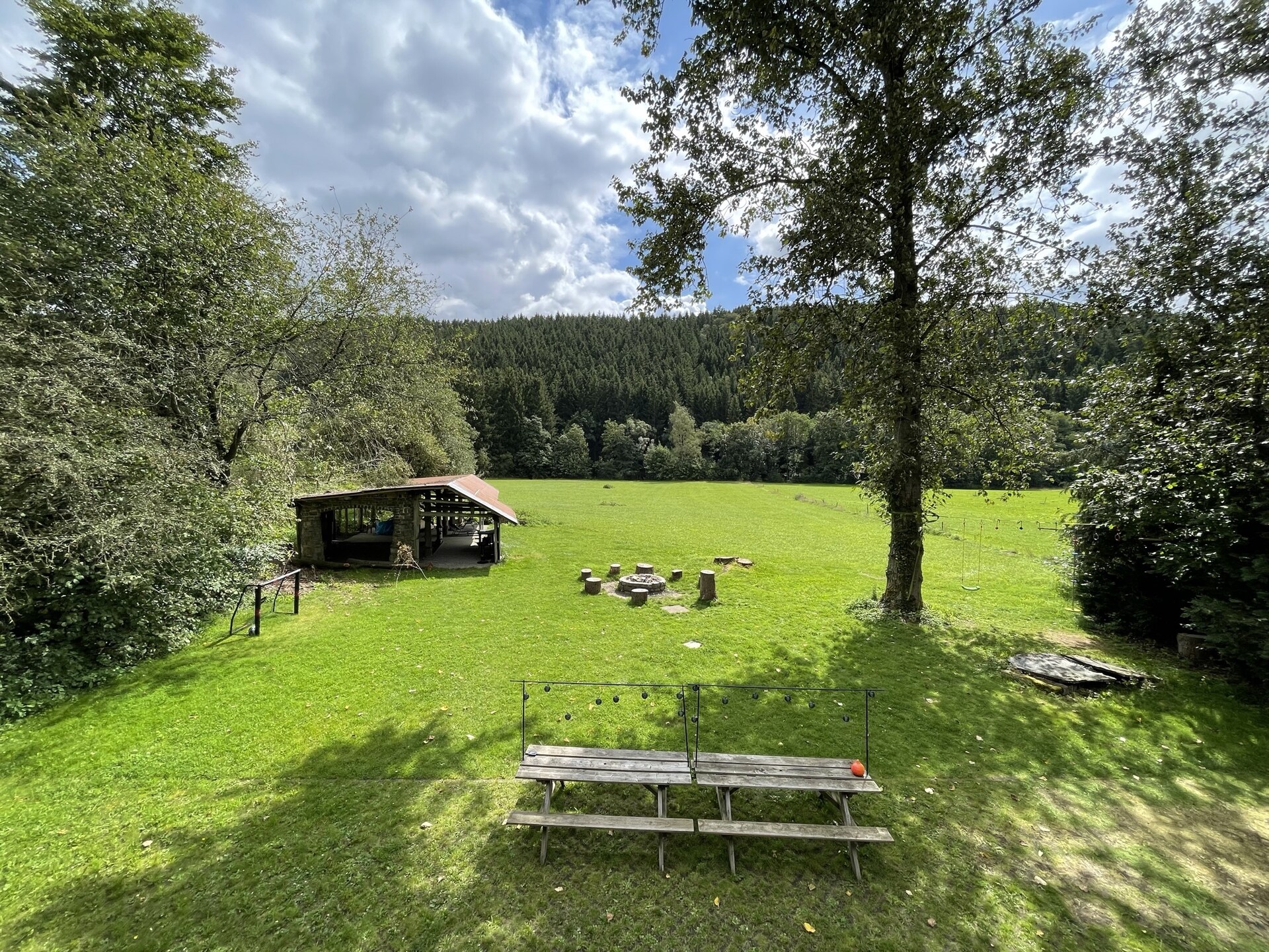 Sfeervol vakantiehuis voor 12 personen in de bossen van St. Vith met tuin - foto 27