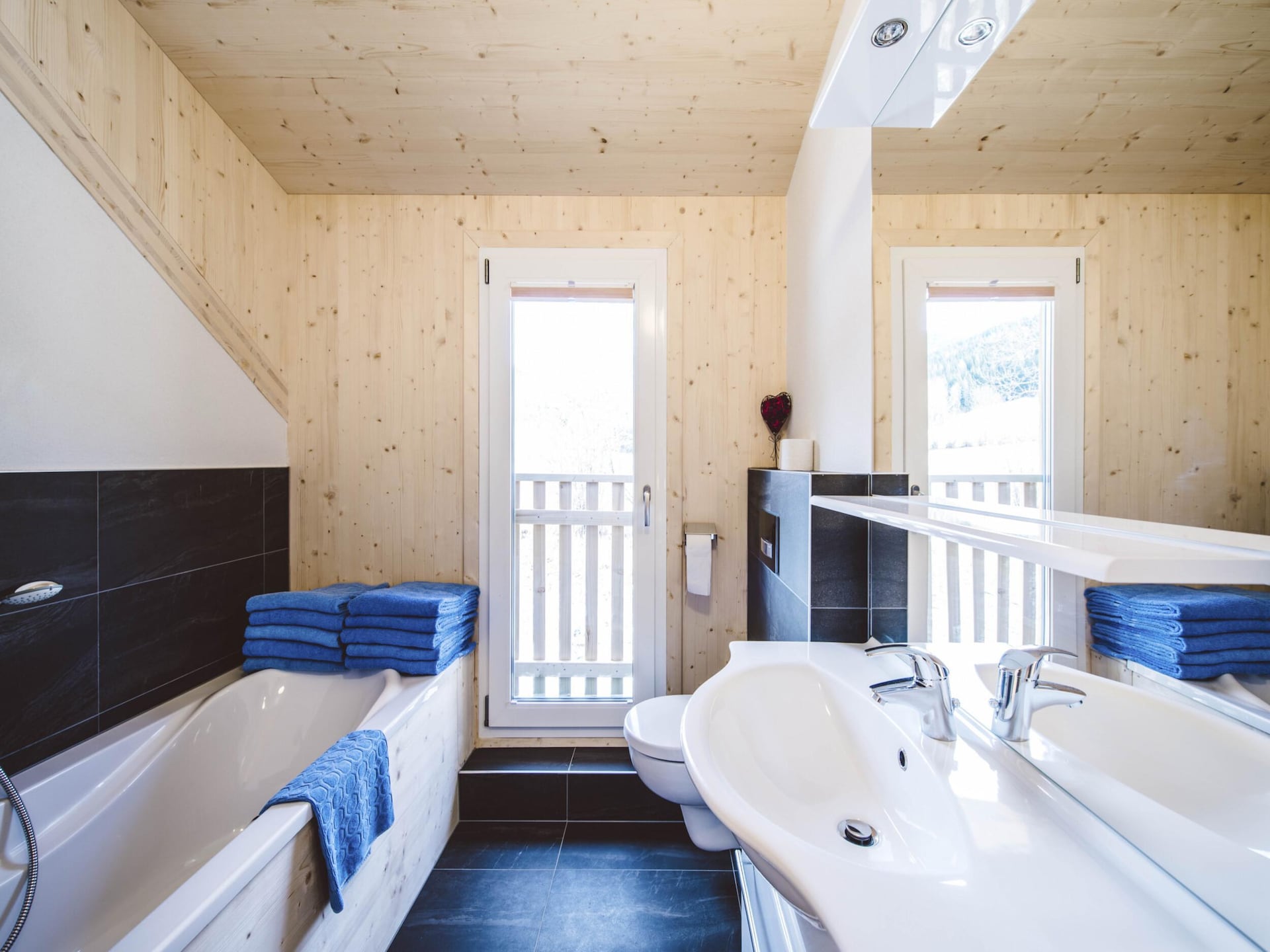 Aan de piste: Luxe chalet voor 10 personen in Sankt Georgen · 115 m² - foto 17