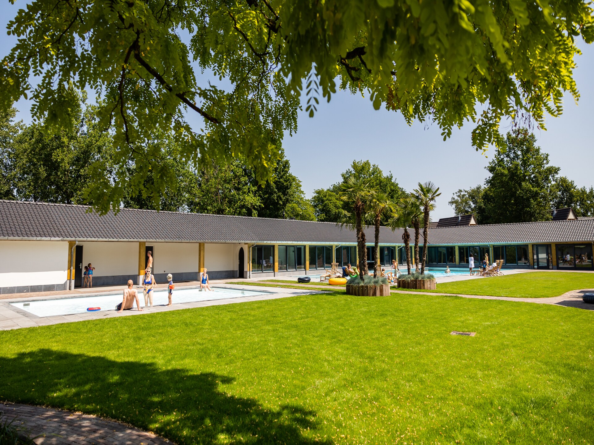 Luxe wellnessvilla op vakantiepark Hof van Salland, hond welkom - foto 18