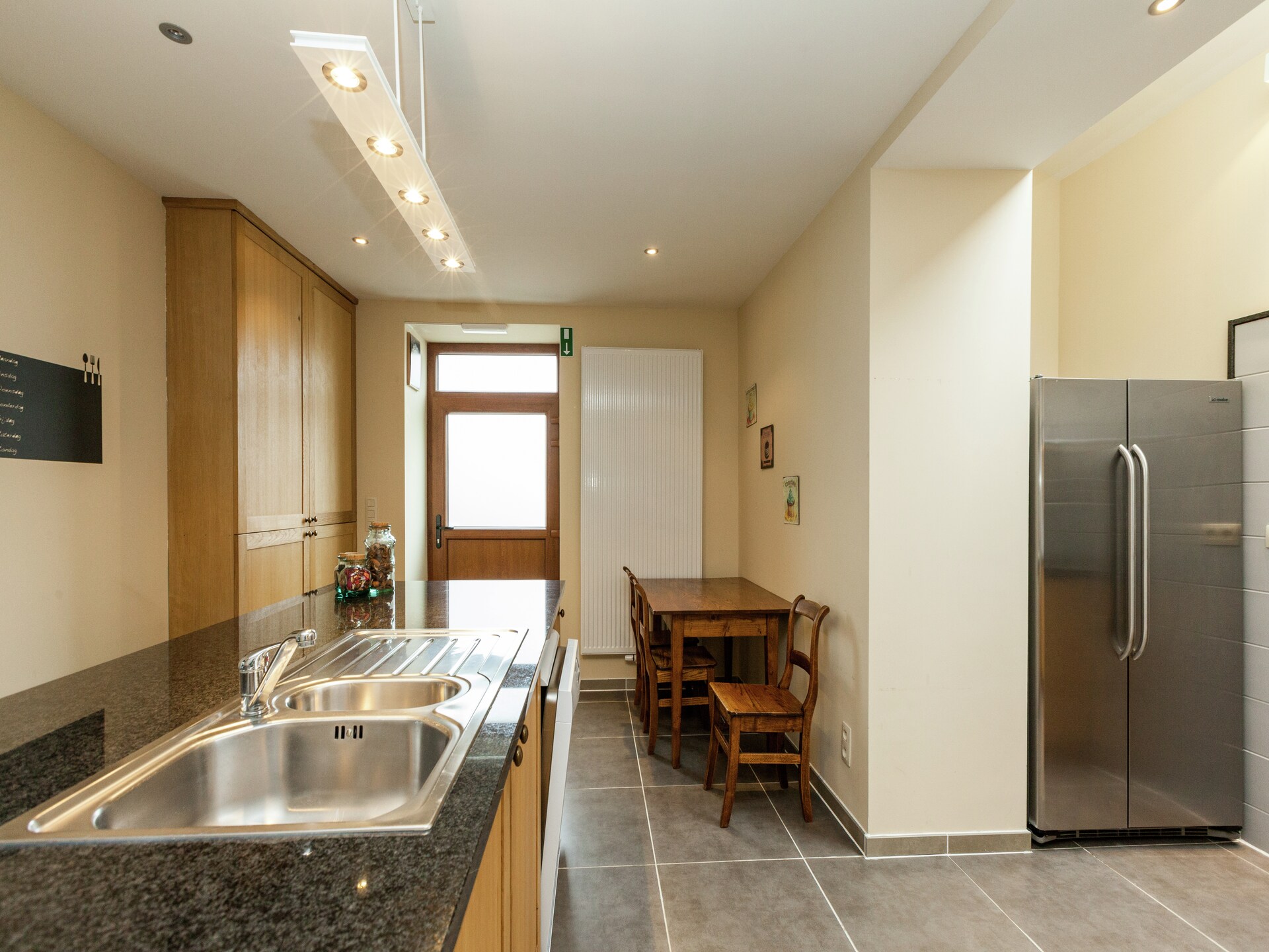 Ruim vakantiehuis voor 8 personen met 4 privébadkamers in Glabbeek - foto 9