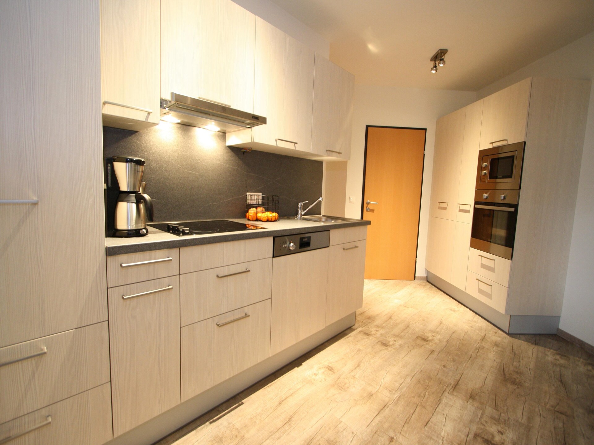Aineckblick 15: Ruim appartement direct aan de piste voor 8 personen - foto 27