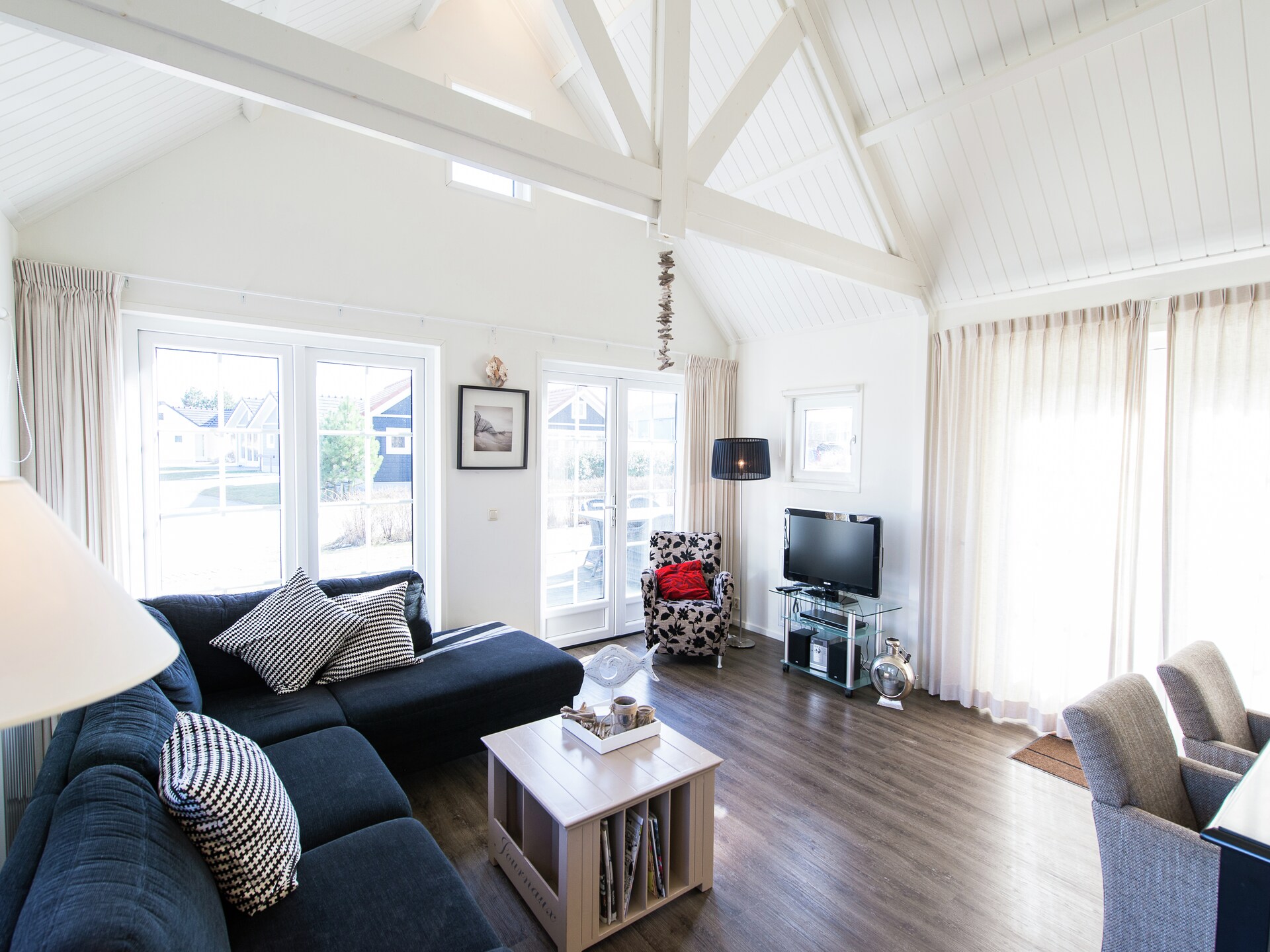 Vrijstaande villa met rieten dak, 100m van strand en duinen op Ameland - foto 3