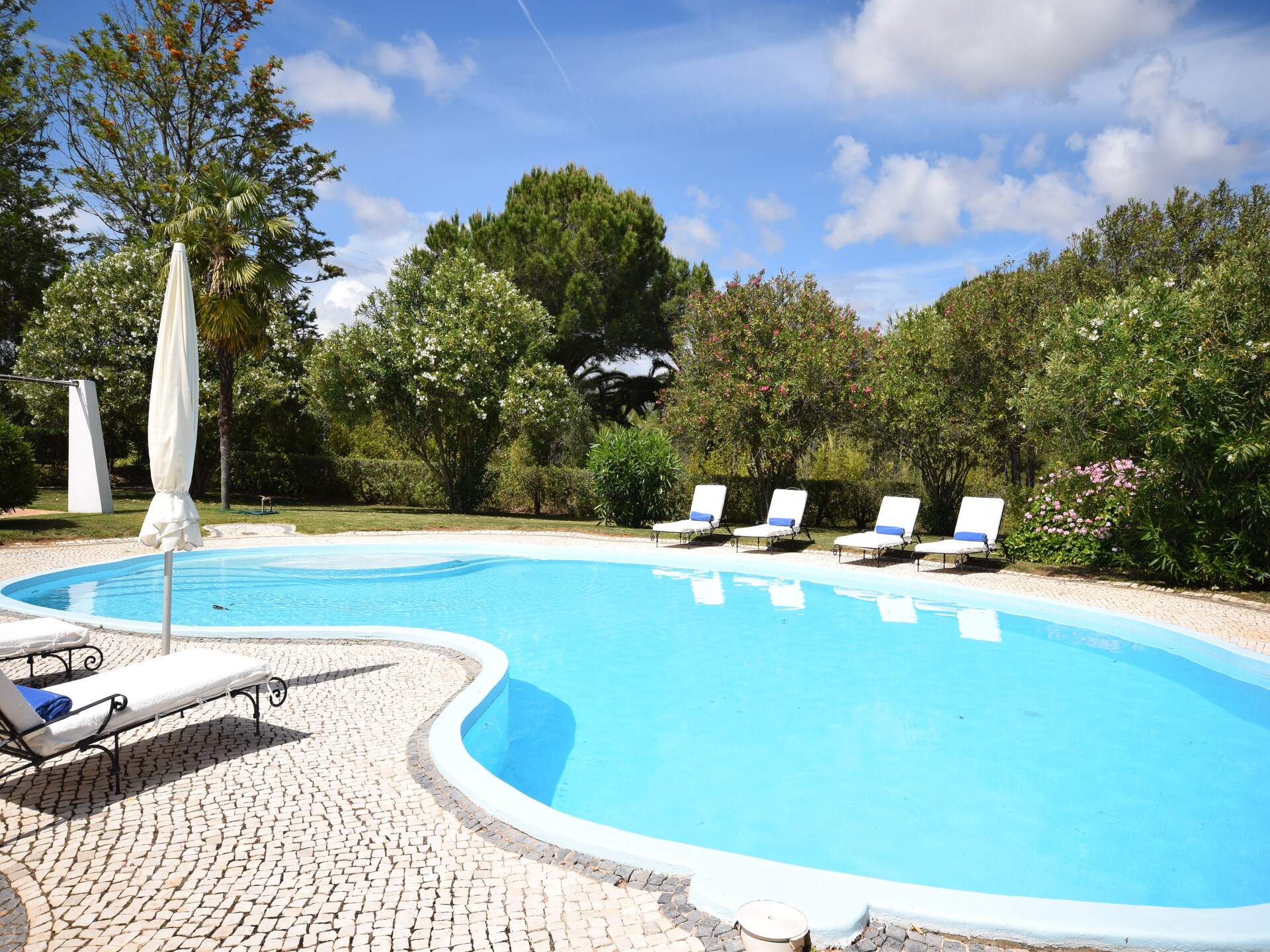Ruim vakantiehuis met 17m privézwembad nabij Lagos en Meia Praia - foto 12