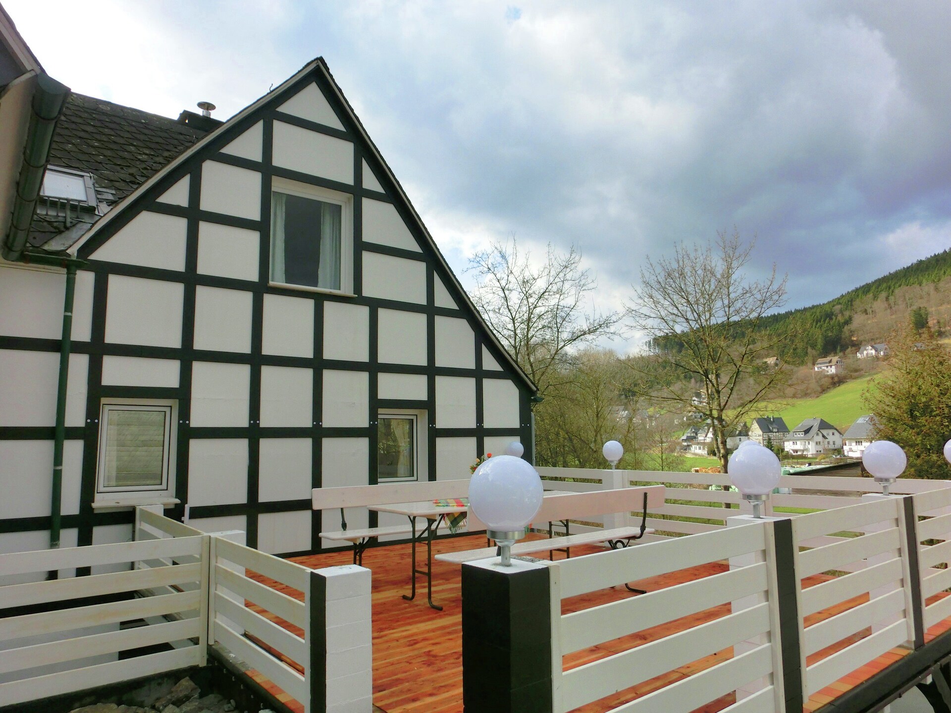 4-persoons appartement in het centrum van Schmallenberg-Oberkirchen - foto 7
