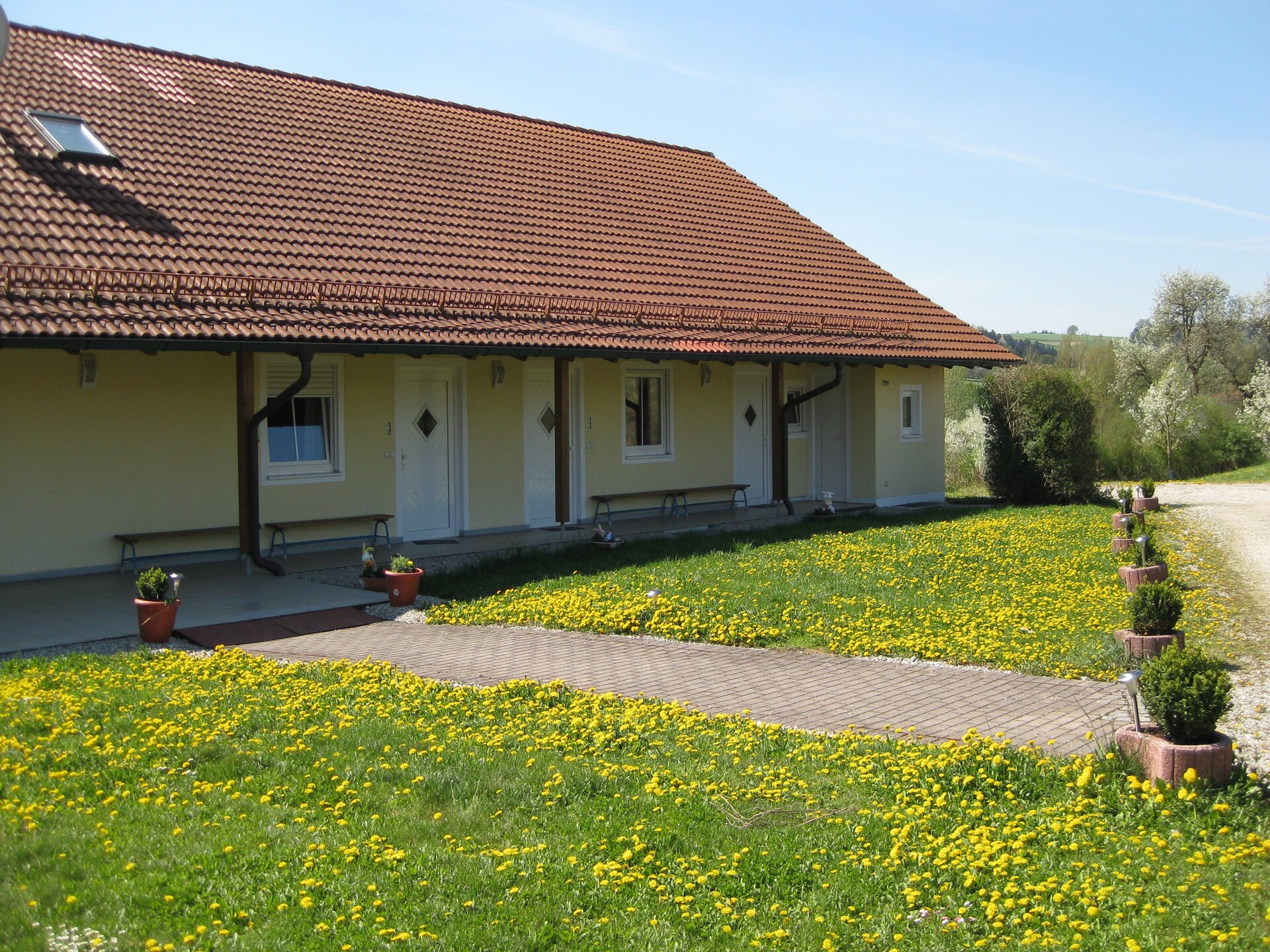 Knus appartement aan de bosrand bij Rotthalmünster met tuin - foto 13
