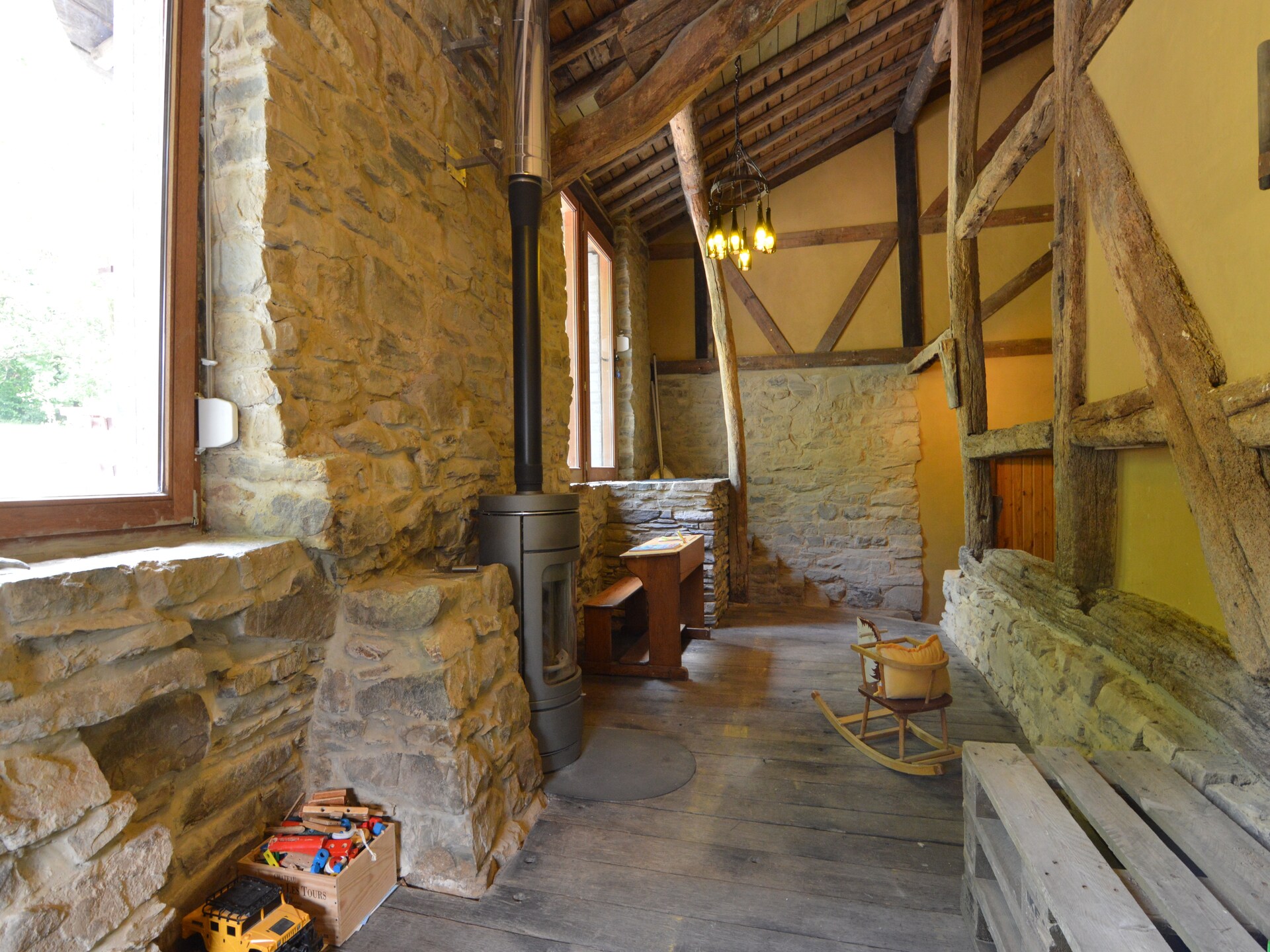 Vakantiehuis voor 10 met sauna, bubbelbad en speeltuin in Odeigne - foto 28