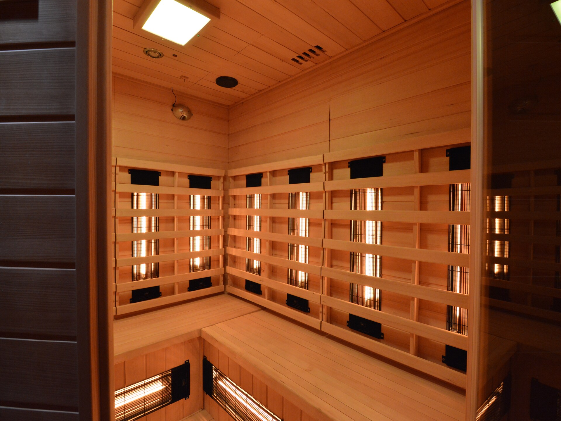 Vakantiehuis voor 10 met sauna, bubbelbad en speeltuin in Odeigne - foto 3