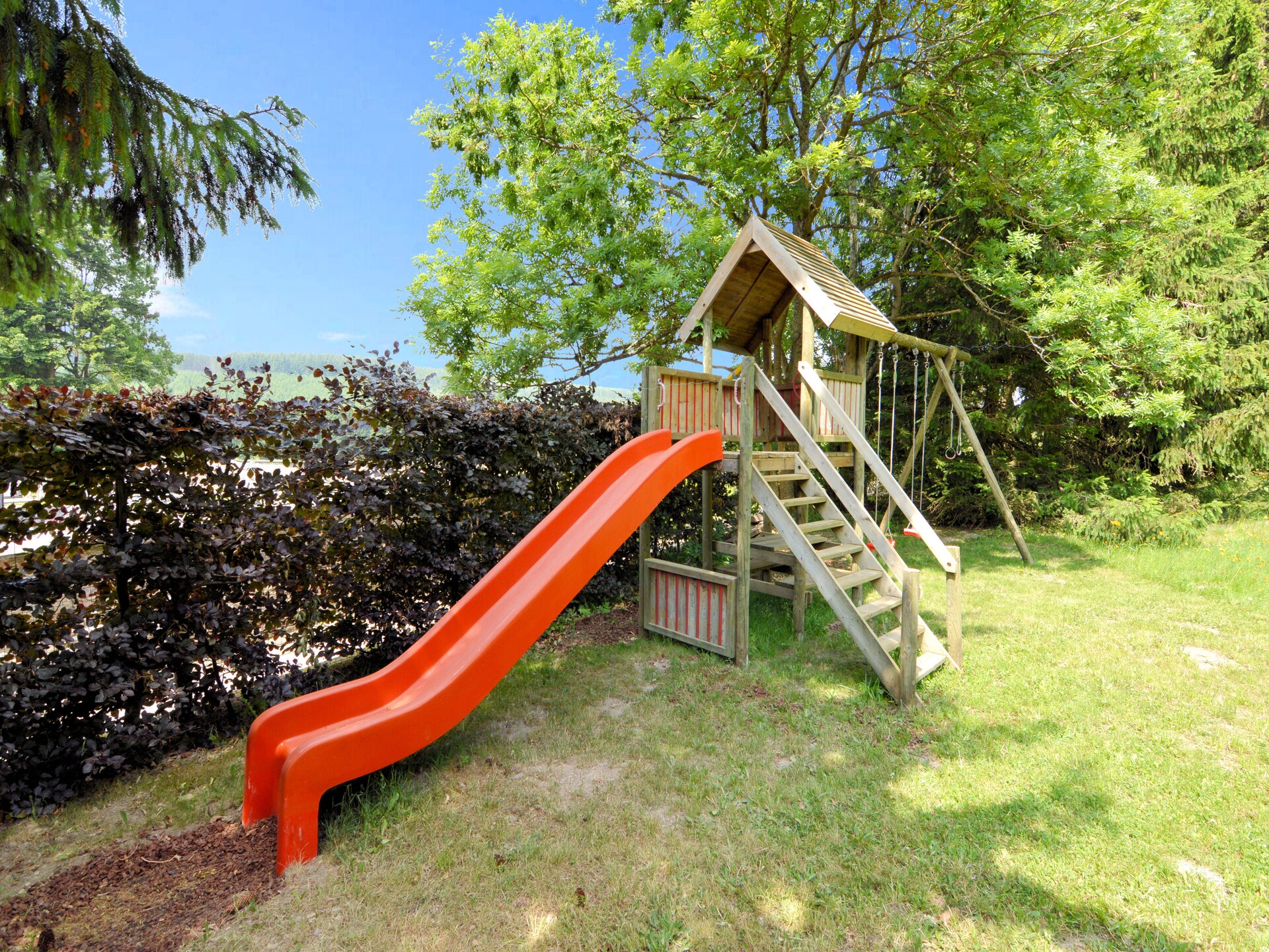 Vakantiehuis voor 10 met sauna, bubbelbad en speeltuin in Odeigne - foto 31