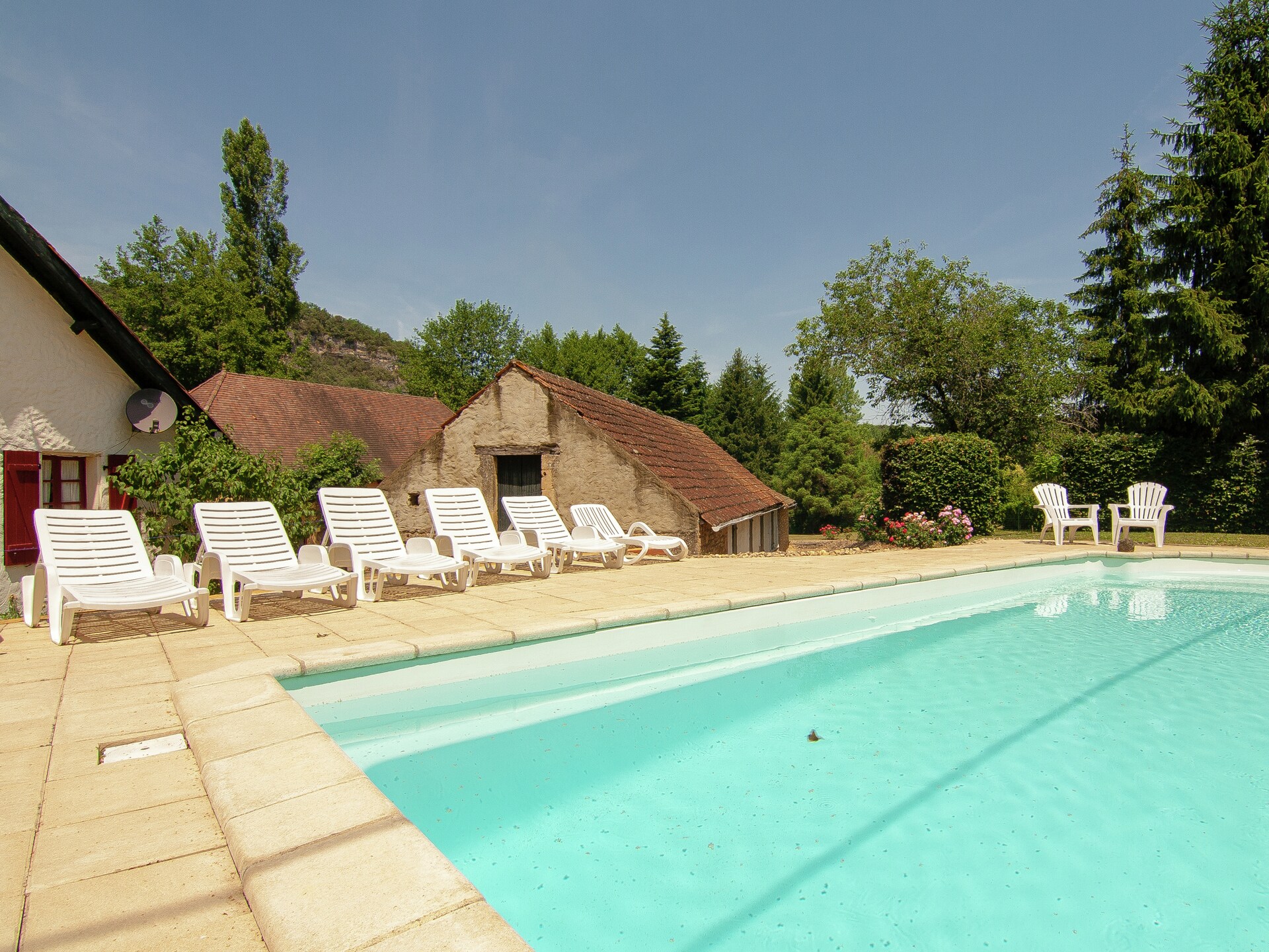 Knus landhuis met privézwembad aan de golfbaan in Vézac - foto 16