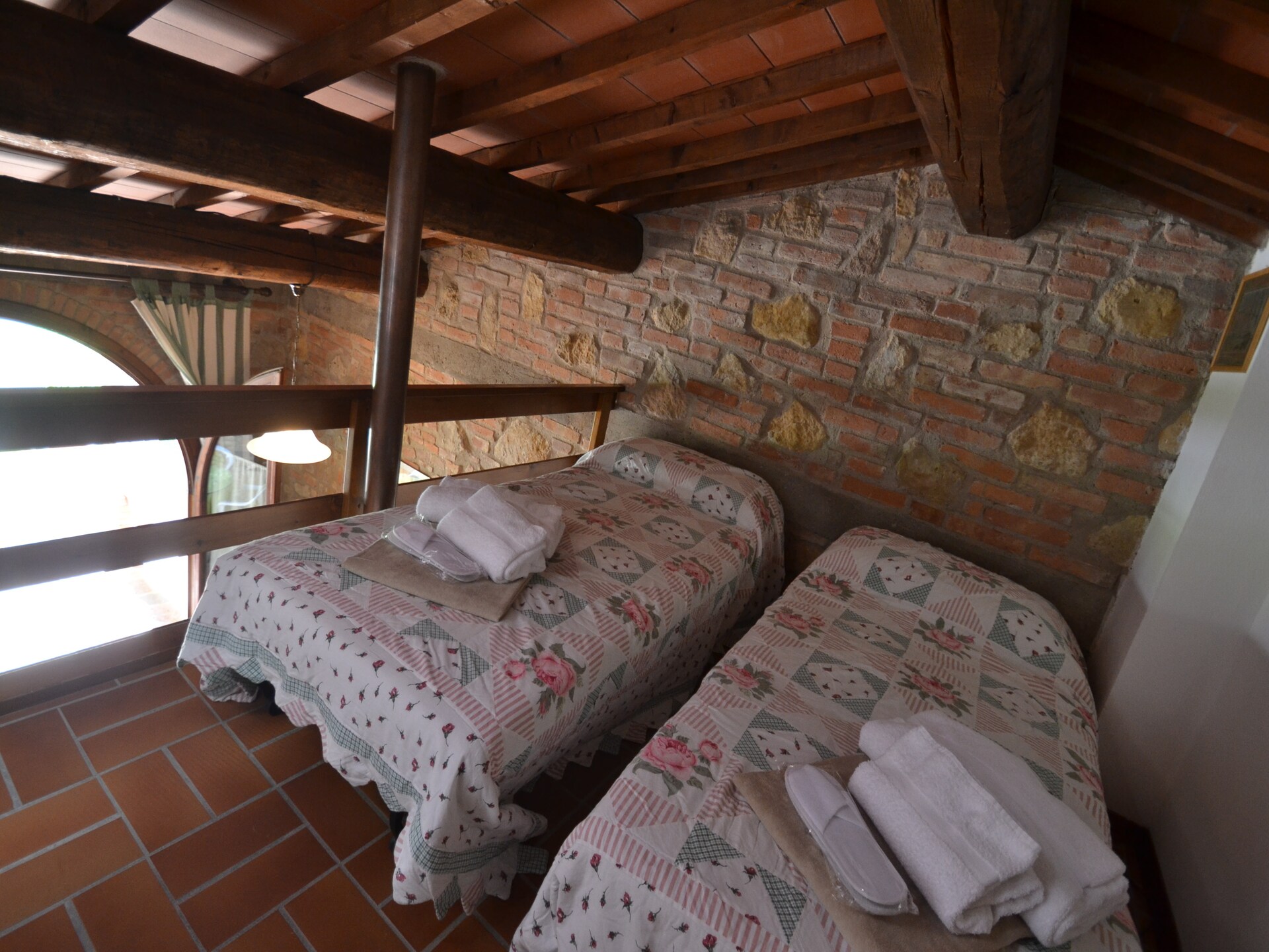 Knus appartement met zwembad en golfzicht op Toscaans platteland - foto 10