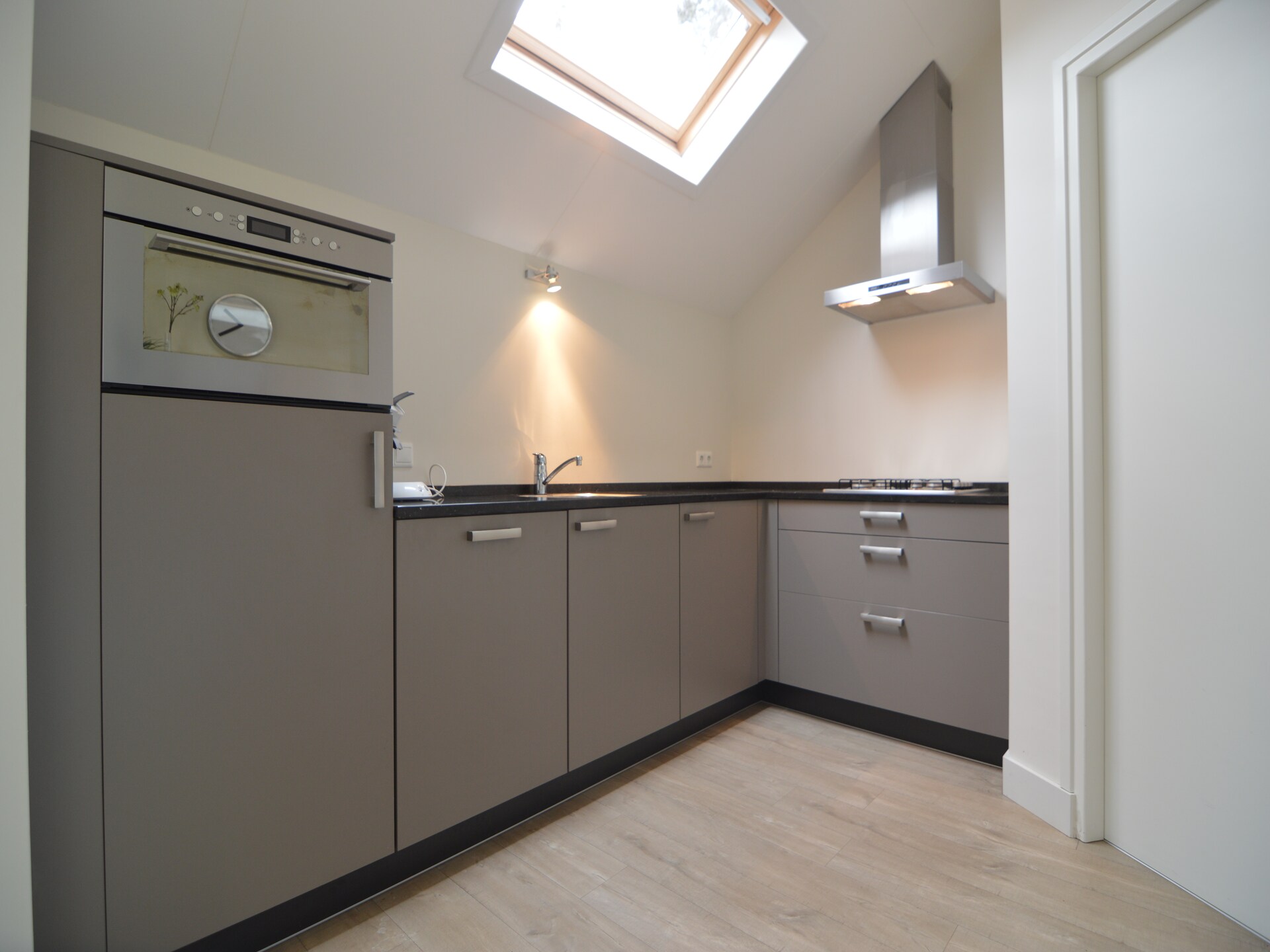 Bosrijke bungalow in Stramproy met tuin, huisdieren welkom - foto 4