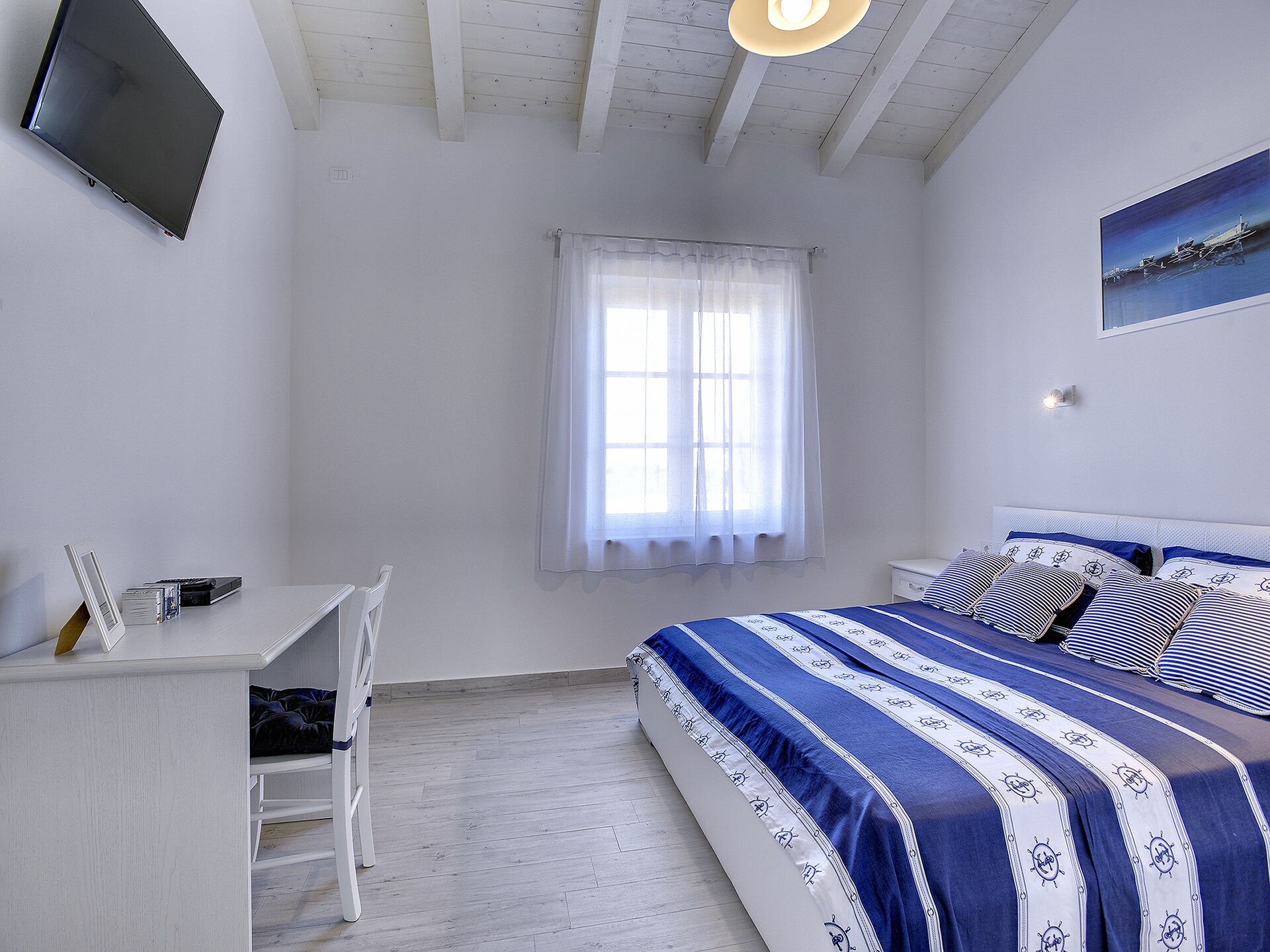 Moderne villa met privézwembad en panoramisch uitzicht op zee bij Kavran - foto 30