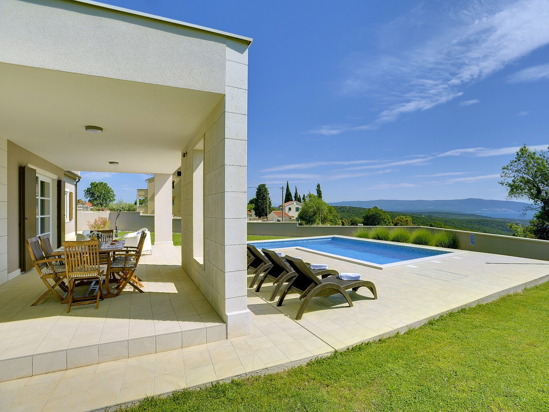 Moderne villa met privézwembad en panoramisch uitzicht op zee bij Kavran - foto 4