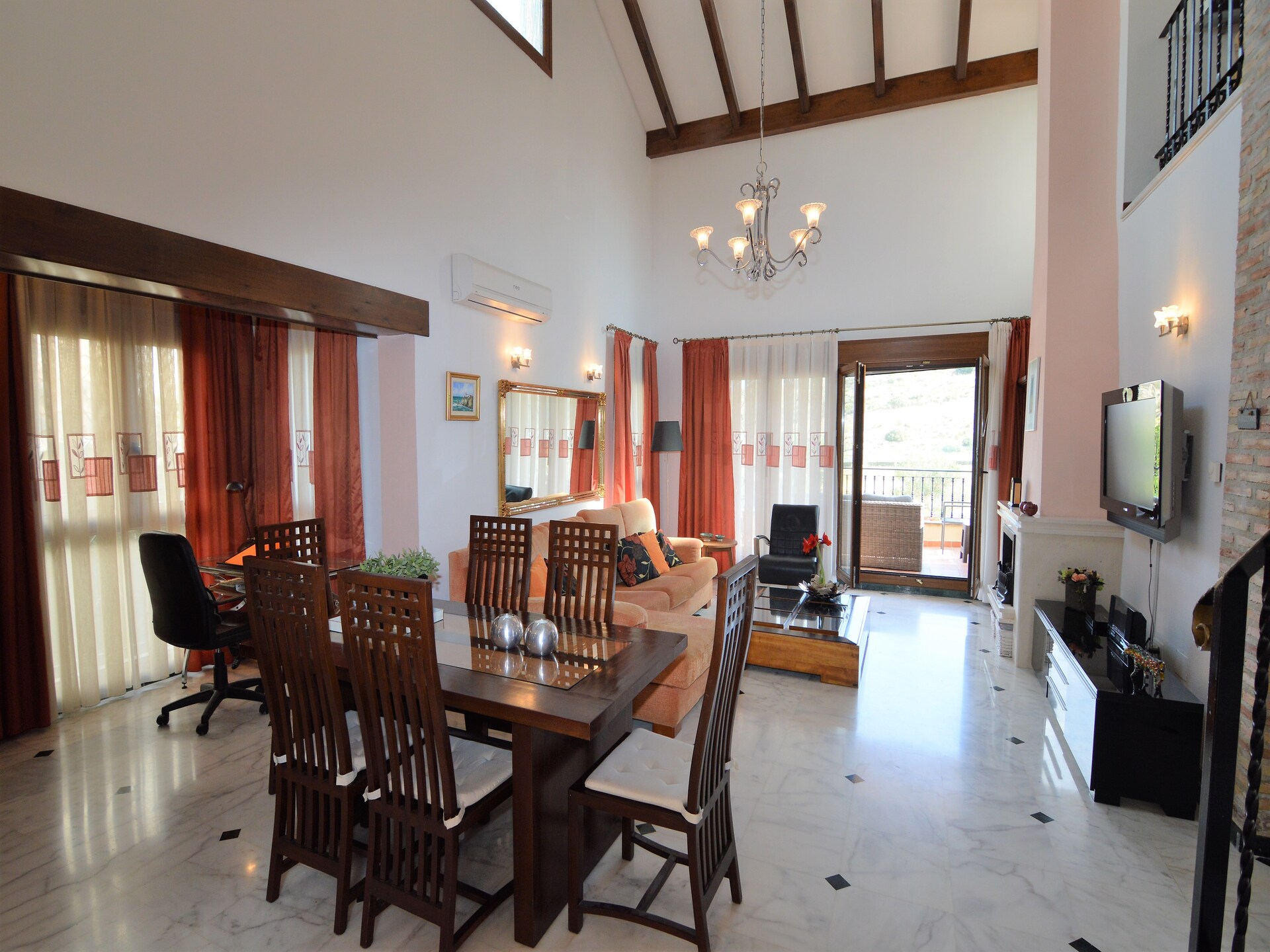 Elegante vrijstaande villa met privézwembad en tuin in Algorfa - foto 3