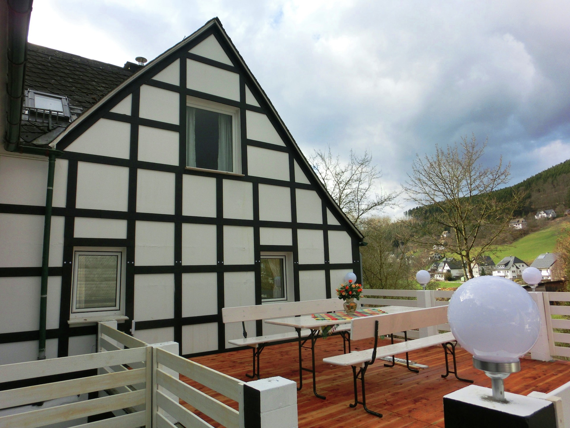 Centraal gelegen appartement in Schmallenberg-Oberkirchen voor 8 personen - foto 23