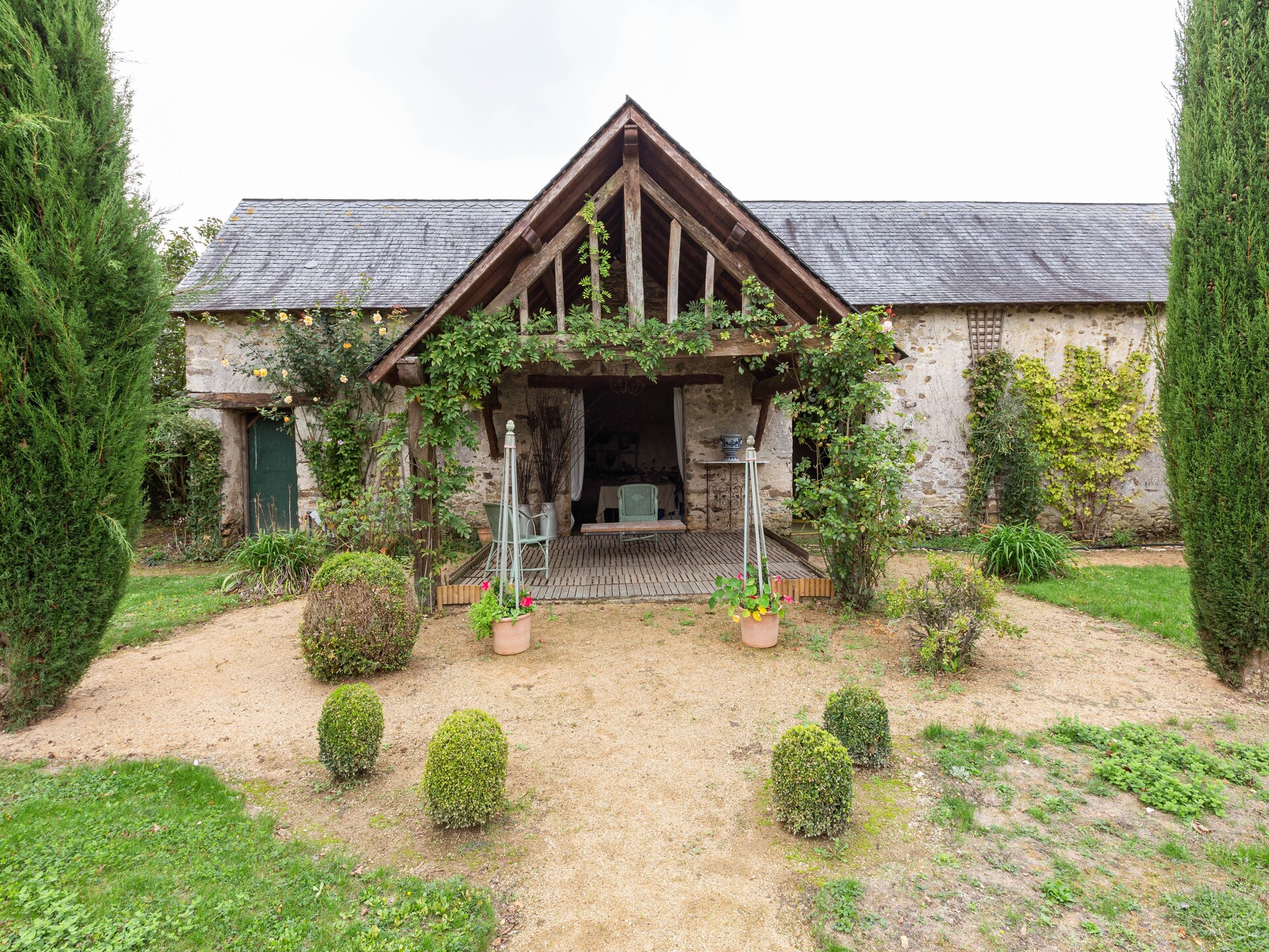 Authentiek 16e-eeuws vakantiehuis in rustige Loirestreek met tuin en golf - foto 22