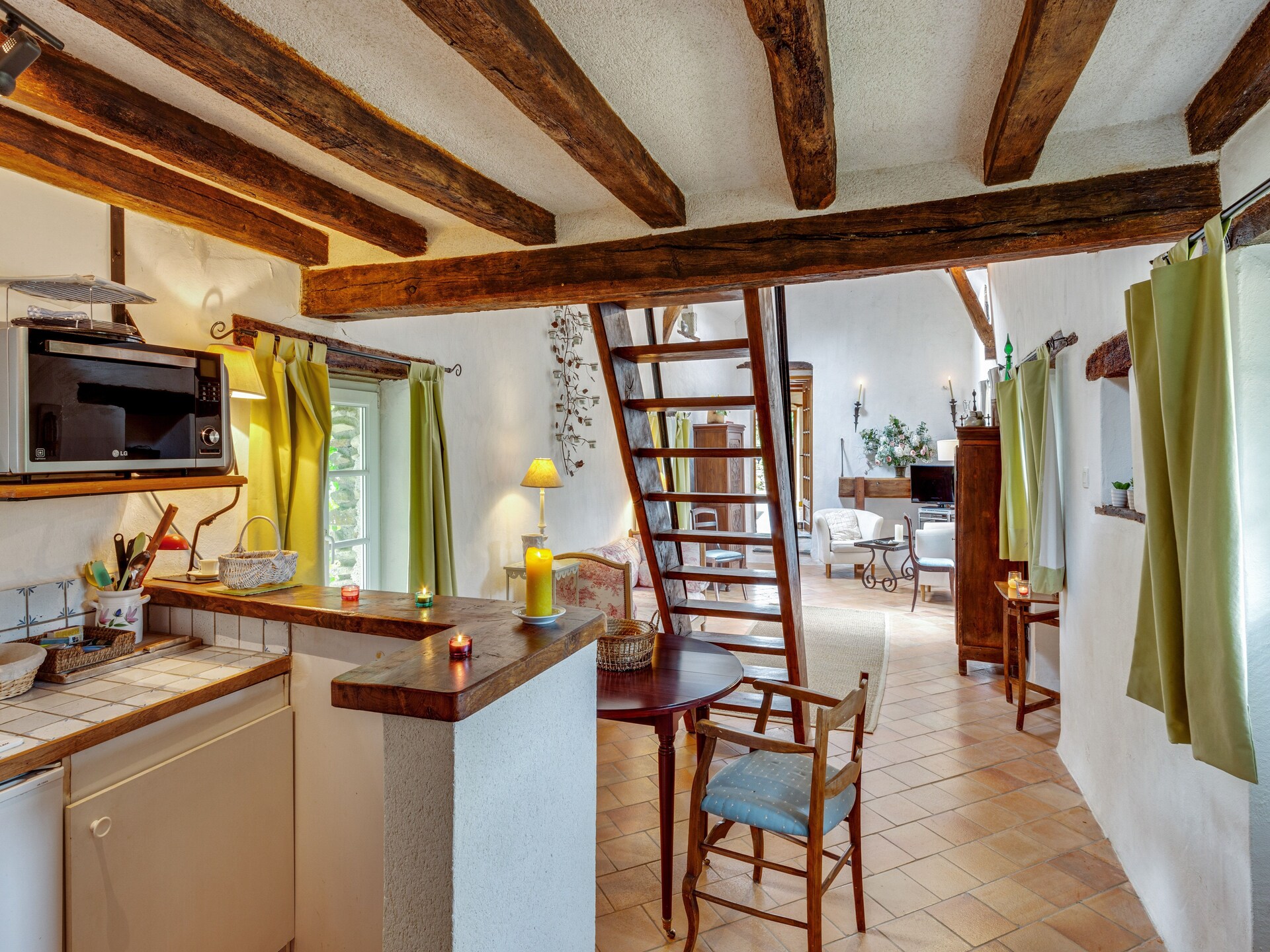 Authentiek 16e-eeuws vakantiehuis in rustige Loirestreek met tuin en golf - foto 13