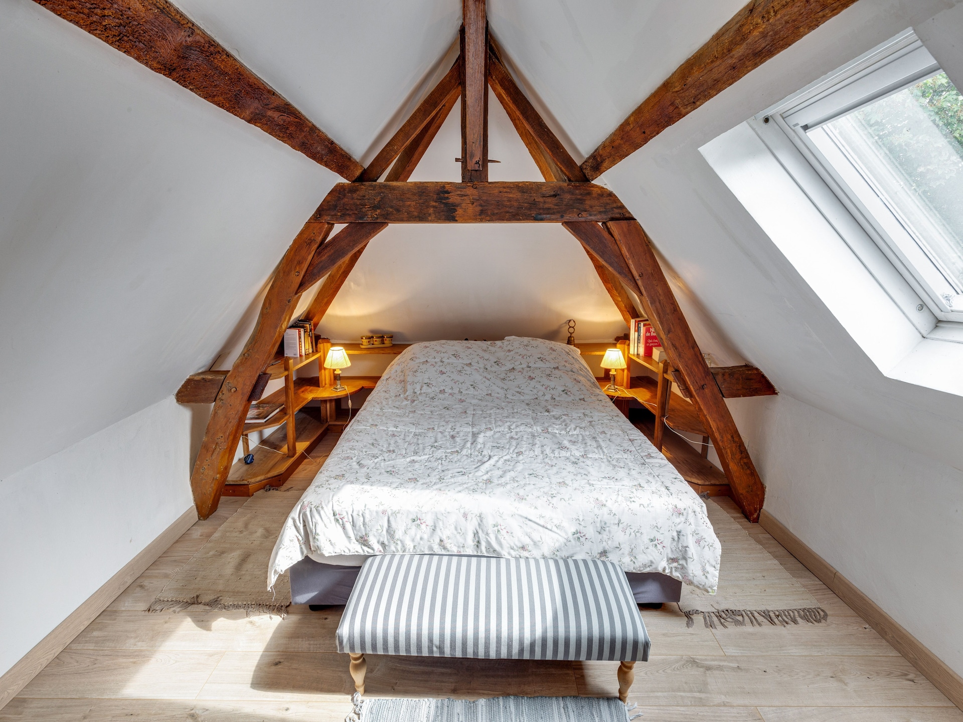 Authentiek 16e-eeuws vakantiehuis in rustige Loirestreek met tuin en golf - foto 1