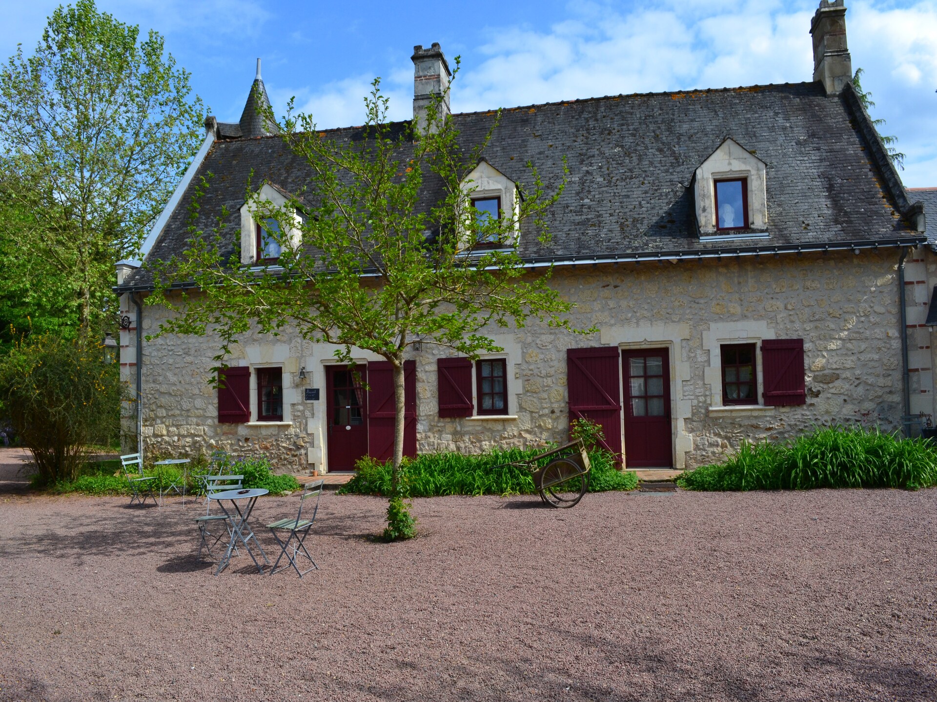 Romantisch vakantiehuis aan de Loire met zwembad, nabij Brion - foto 27