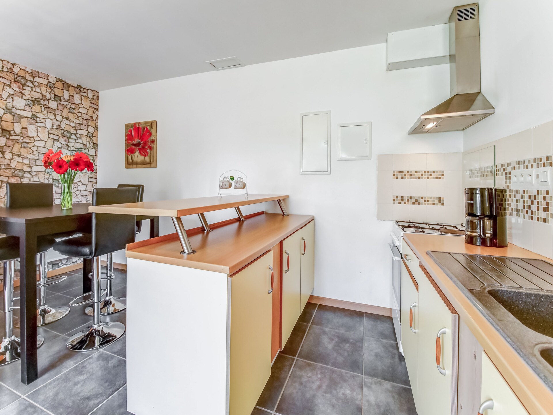 Rustiek vakantiehuis Brainville: 7 km van strand, tuin & open haard - foto 9