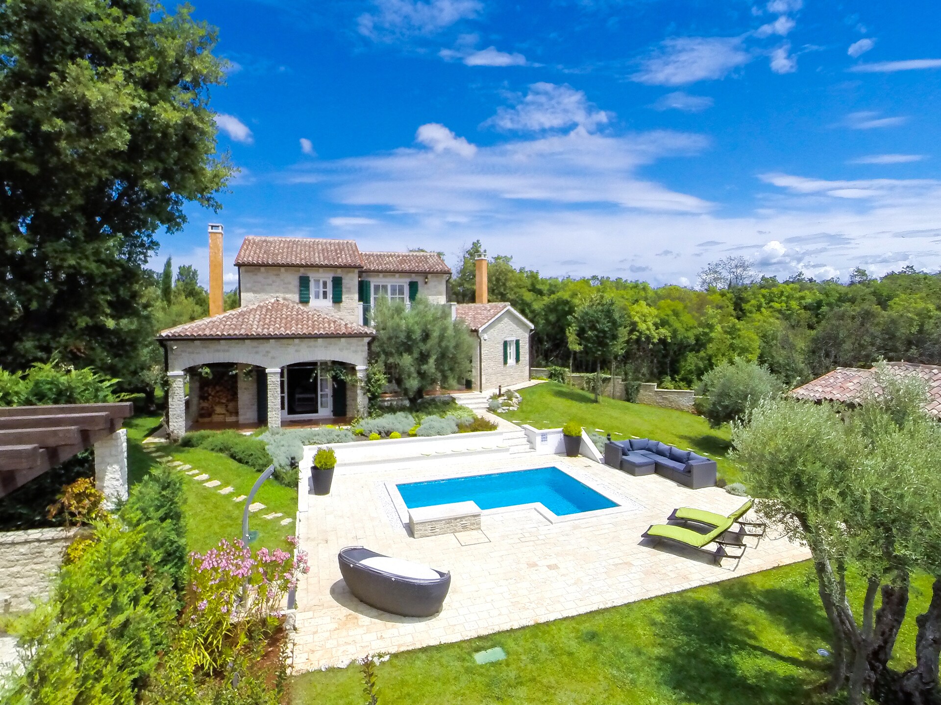 Elegante villa met privézwembad bij Baderna, 11 km van zee - foto 29