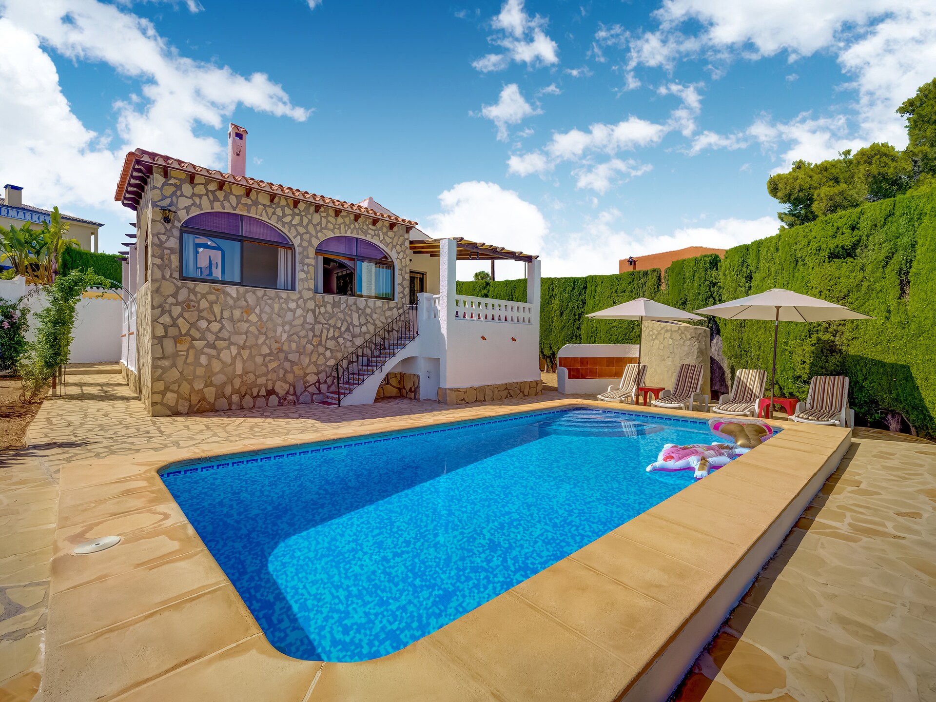 Vrijstaande villa met privézwembad aan de golfbaan in Calpe - foto 1