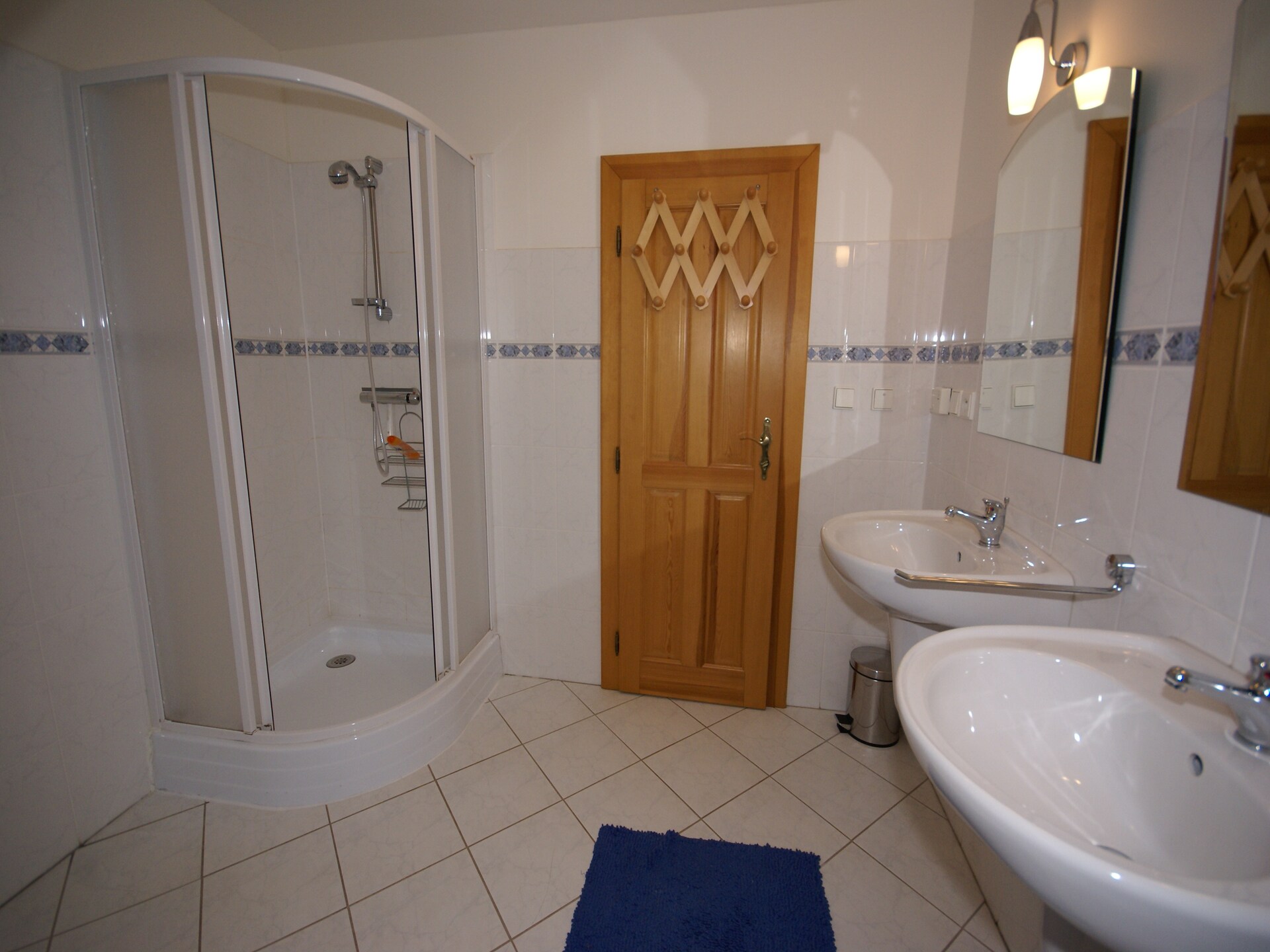 12-persoons villa met privézwembad in Pecka - foto 20
