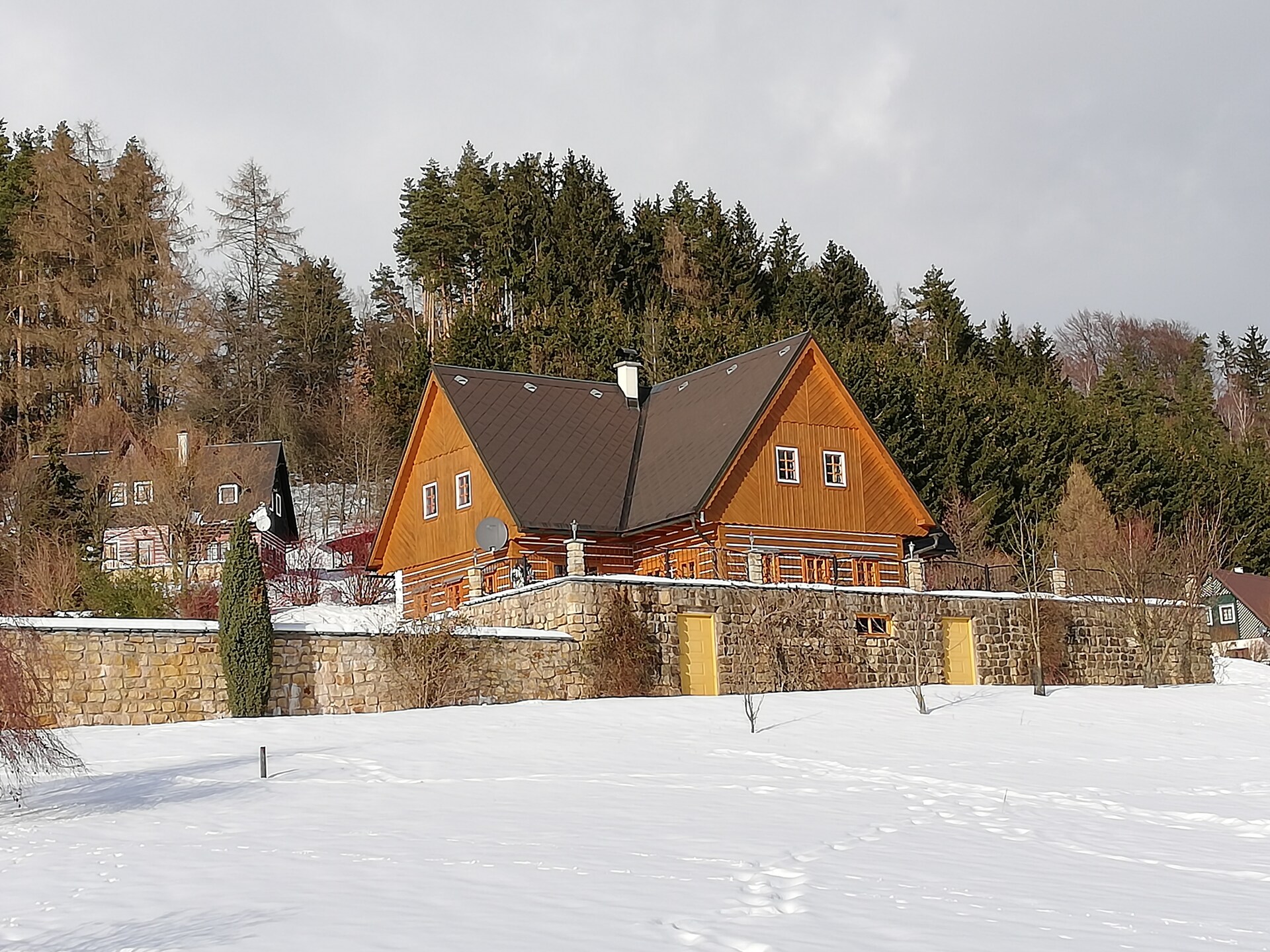 12-persoons villa met privézwembad in Pecka - foto 16