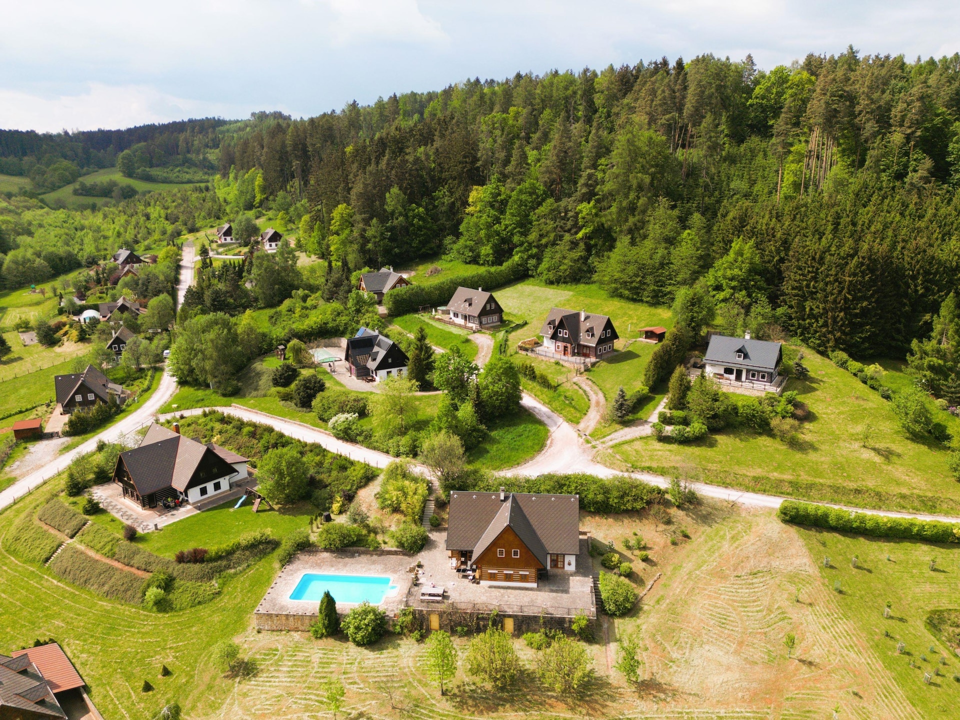12-persoons villa met privézwembad in Pecka - foto 34