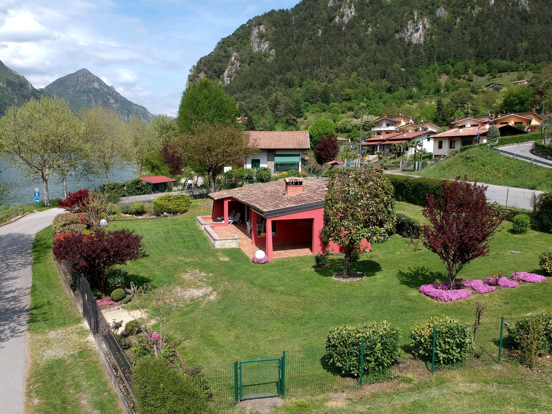 Villa Stefano: Vrijstaande villa aan het Idromeer met privétuin - foto 18