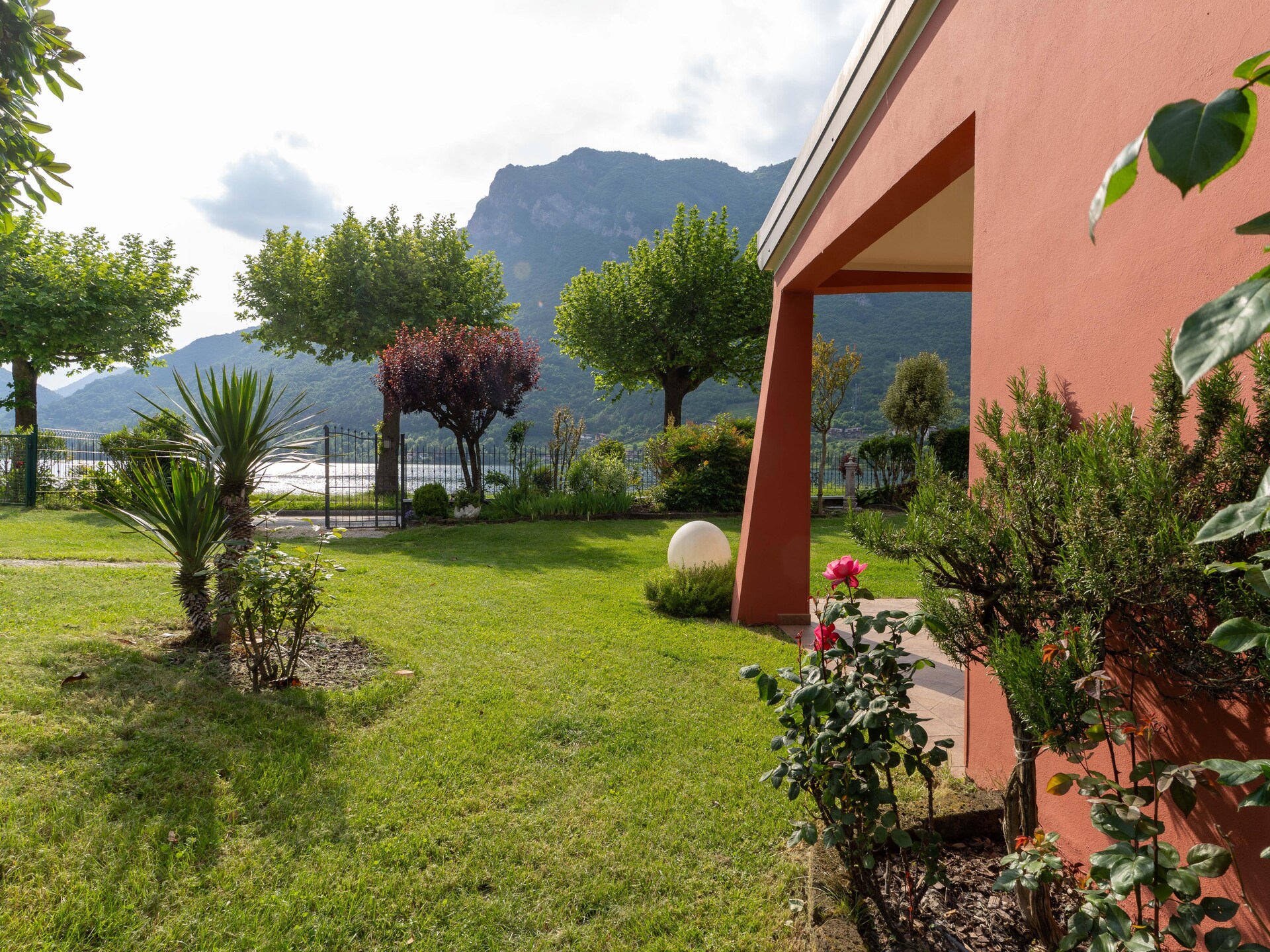 Villa Stefano: Vrijstaande villa aan het Idromeer met privétuin - foto 14