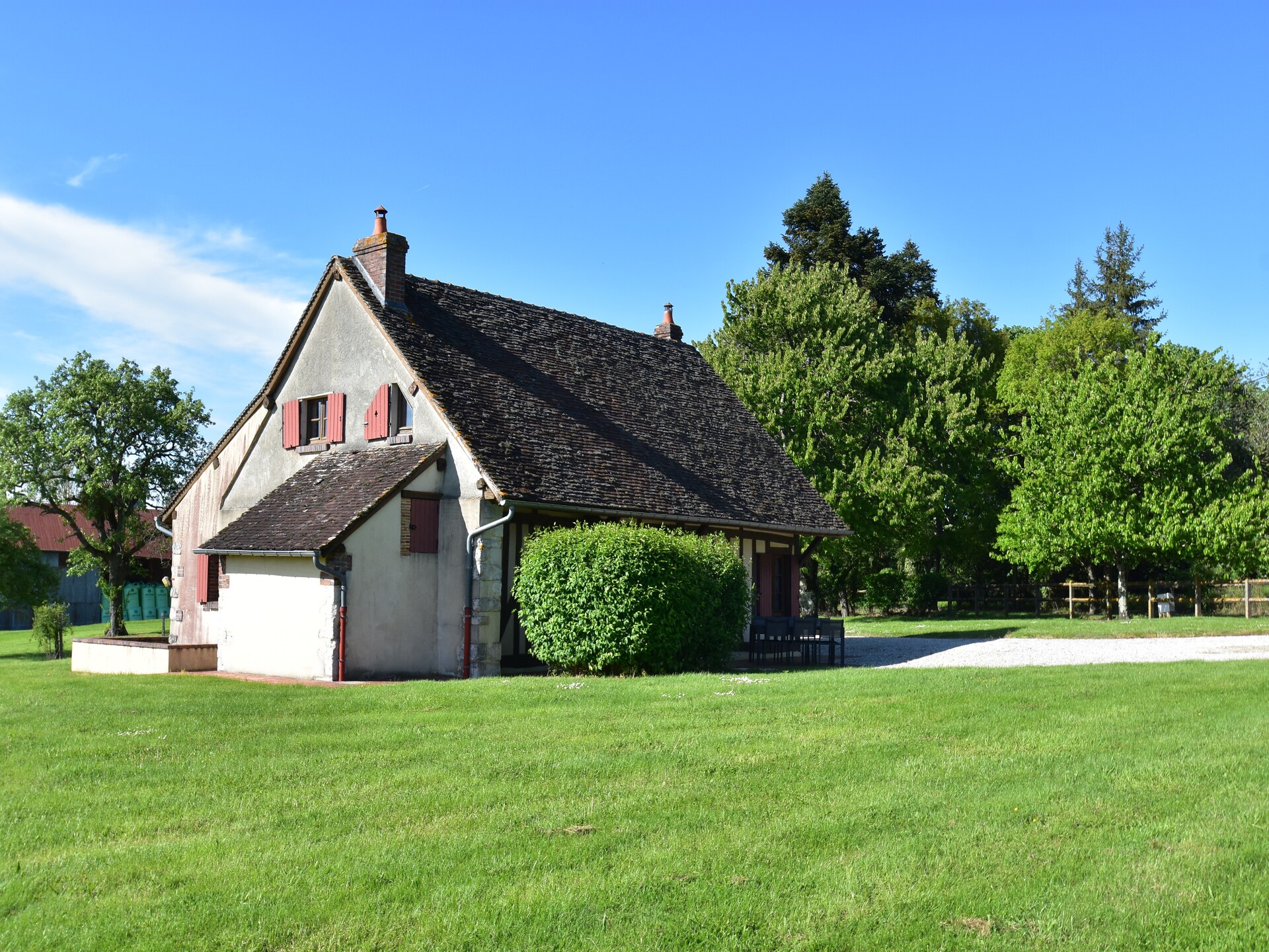 Vrijstaand vakantiehuis met tuin en BBQ in St. Maurice sur Aveyron - foto 17