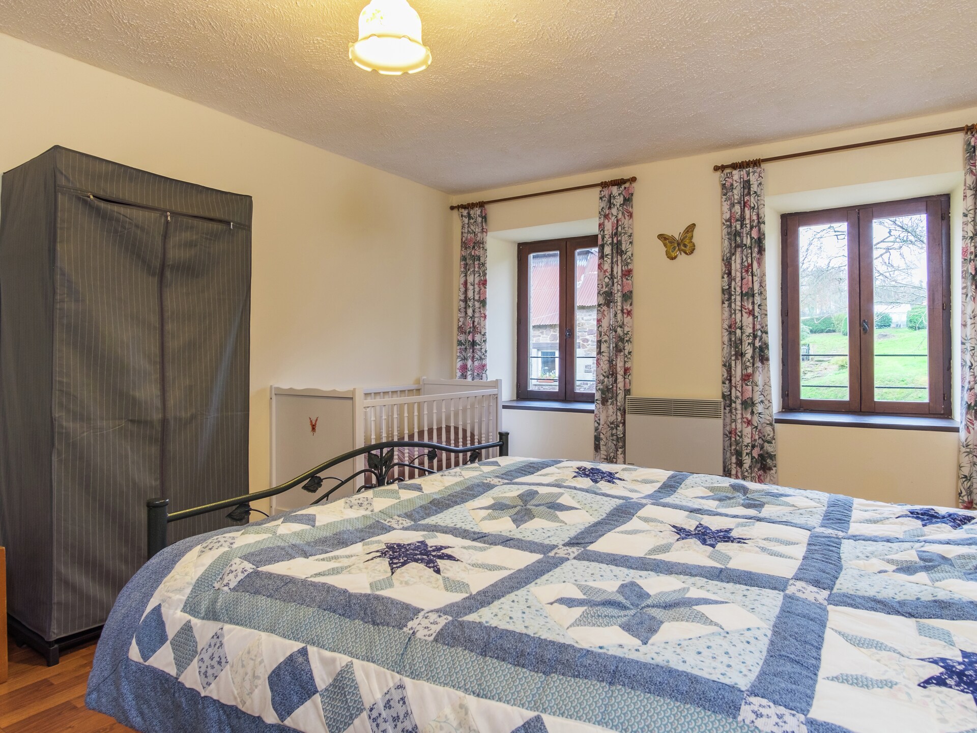 Ruim vakantiehuis aan de golfbaan bij Gavray-sur-Sienne met omheinde tuin - foto 13