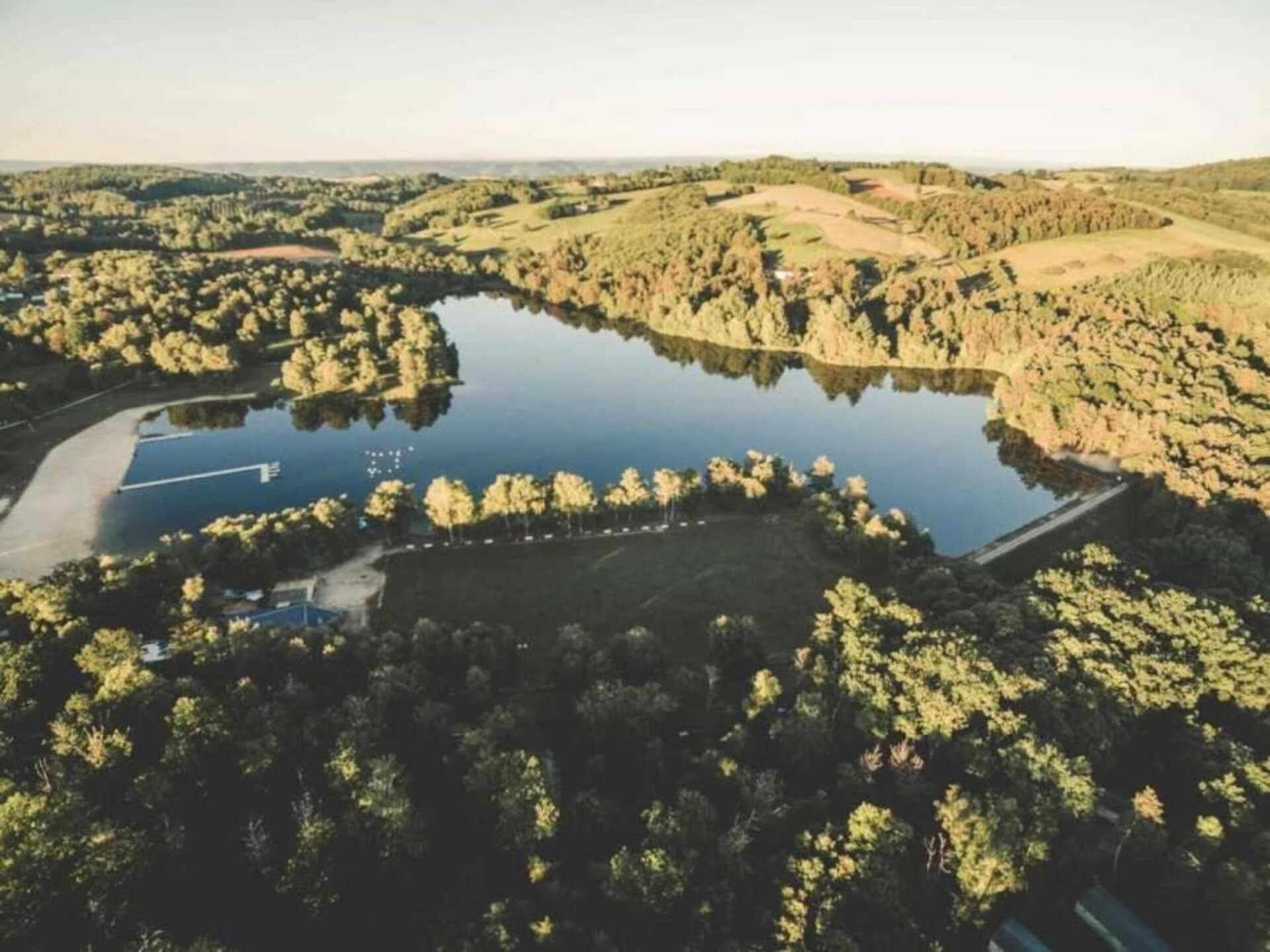 Ruime villa met privézwembad en jeu de boulesbaan in Sérilhac - foto 32