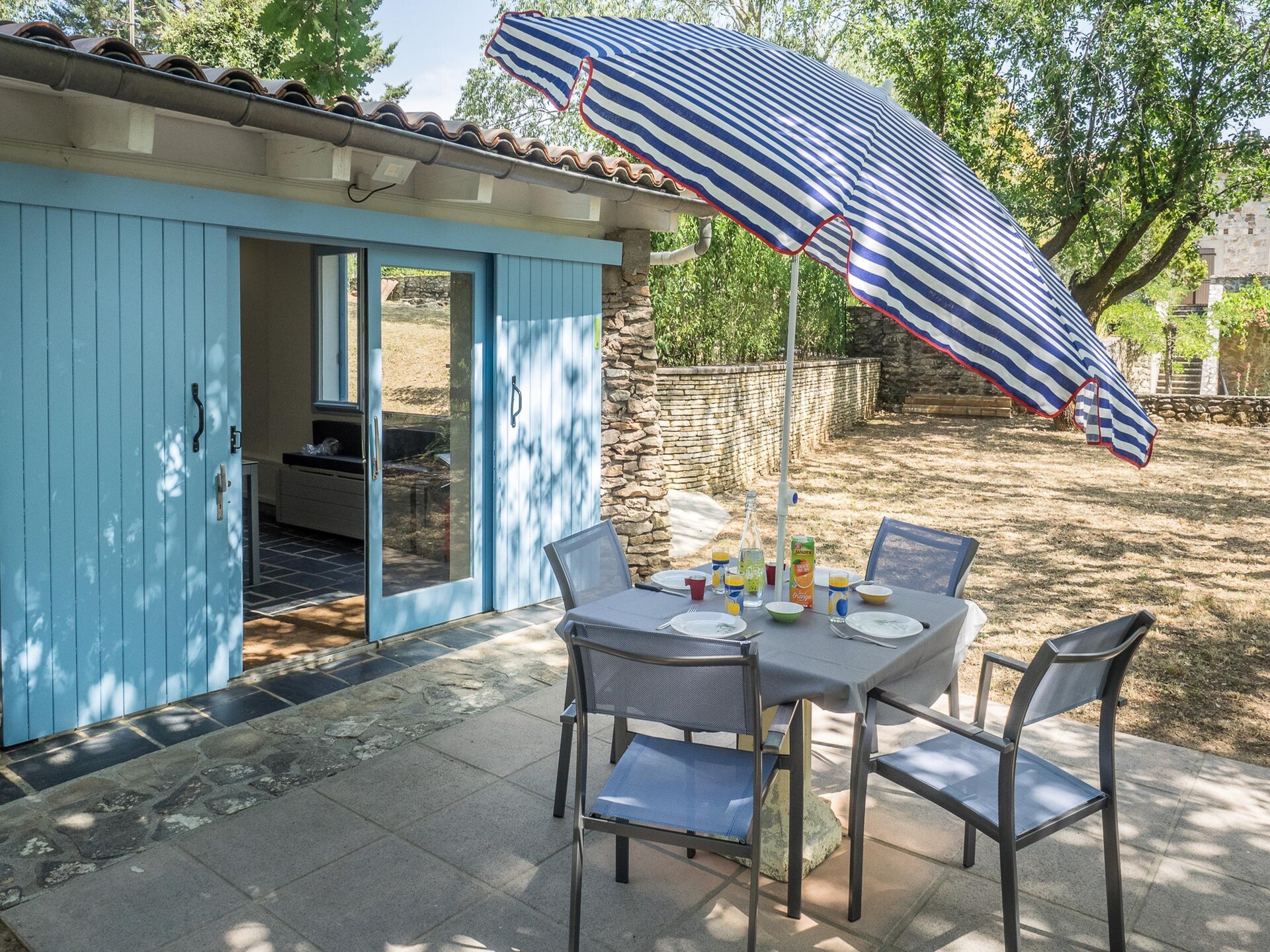 Vrijstaand vakantiehuis met zwembad en uitzicht op de Ardèche heuvels - foto 24