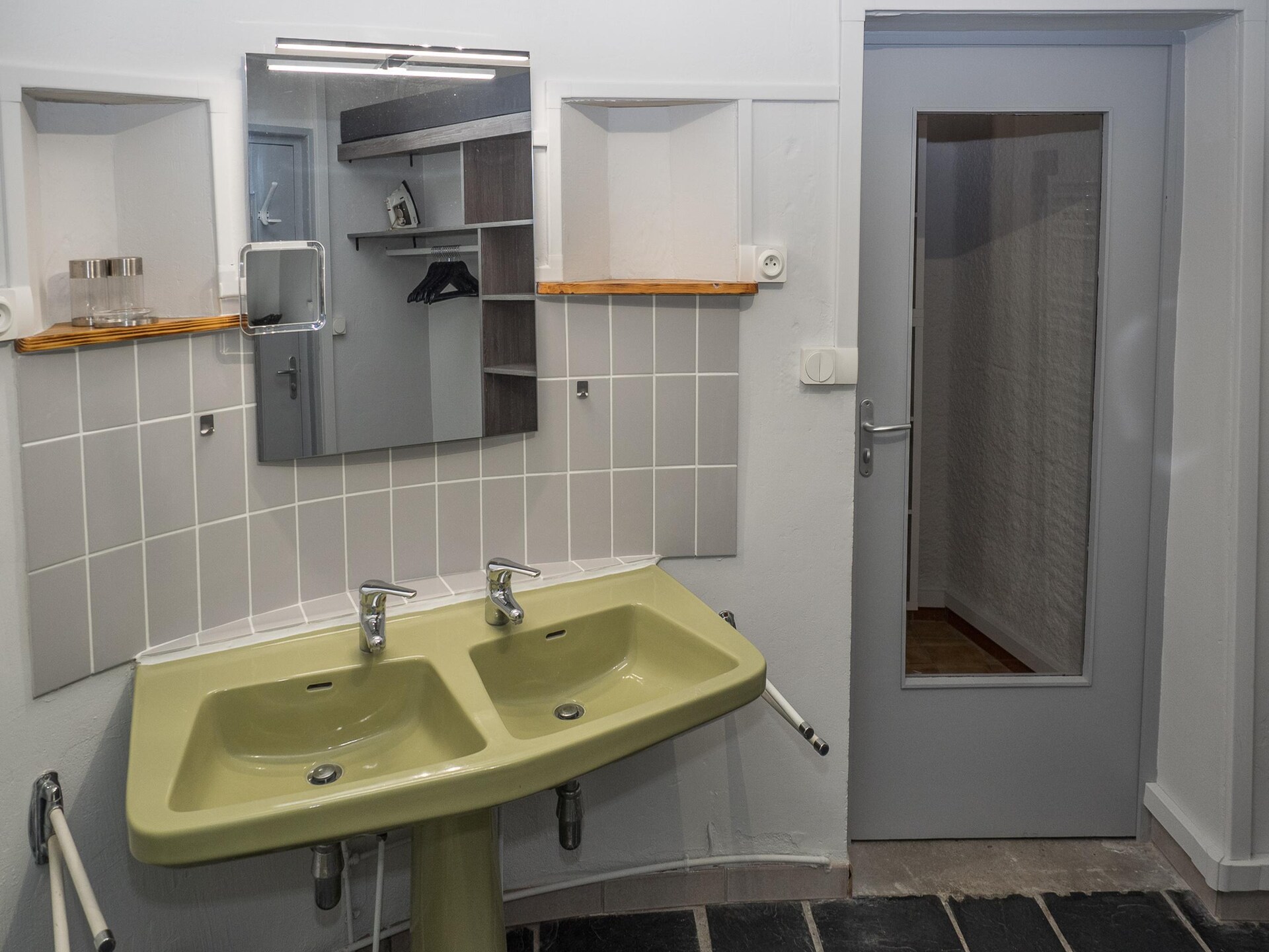 Vrijstaand vakantiehuis met zwembad en uitzicht op de Ardèche heuvels - foto 20