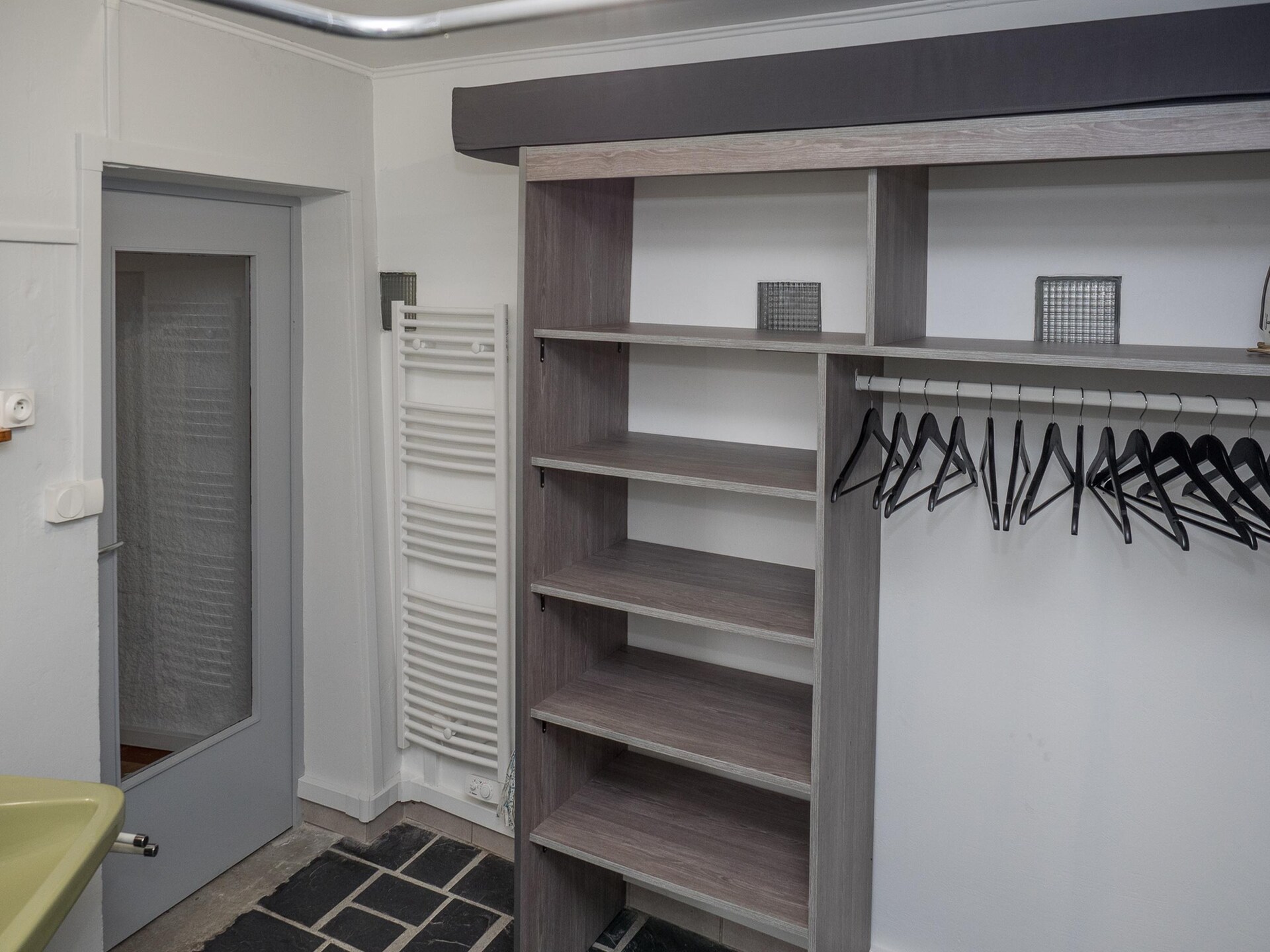 Vrijstaand vakantiehuis met zwembad en uitzicht op de Ardèche heuvels - foto 22