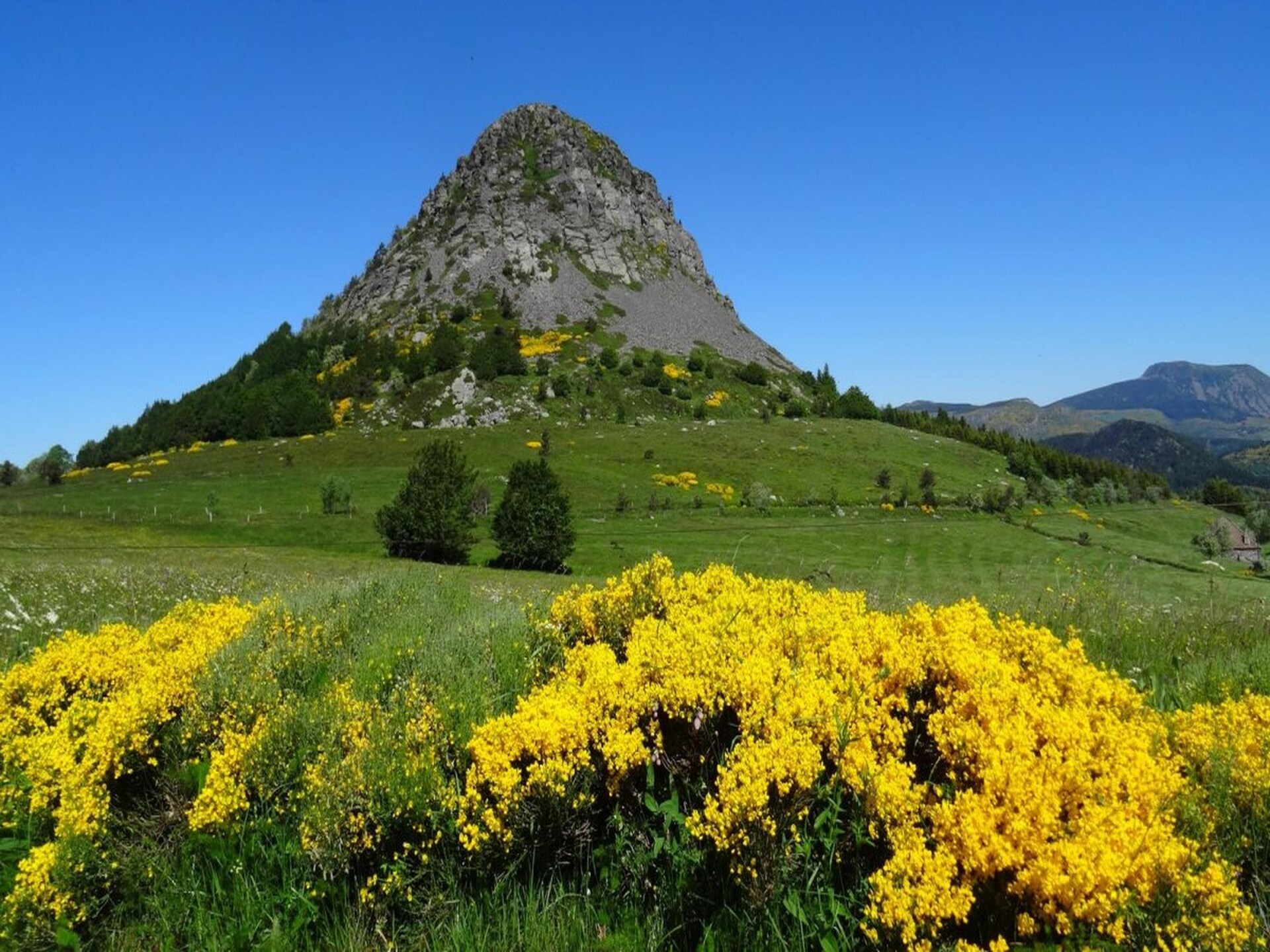 Vrijstaand vakantiehuis met zwembad en uitzicht op de Ardèche heuvels - foto 31