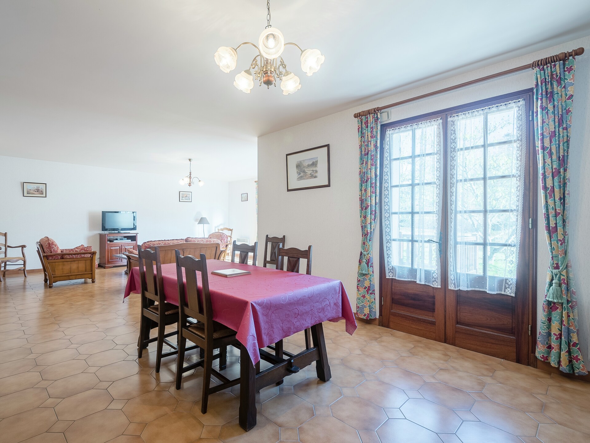 Gezellig vrijstaand huis bij Villefranche-du-Périgord met tuin en bbq - foto 2