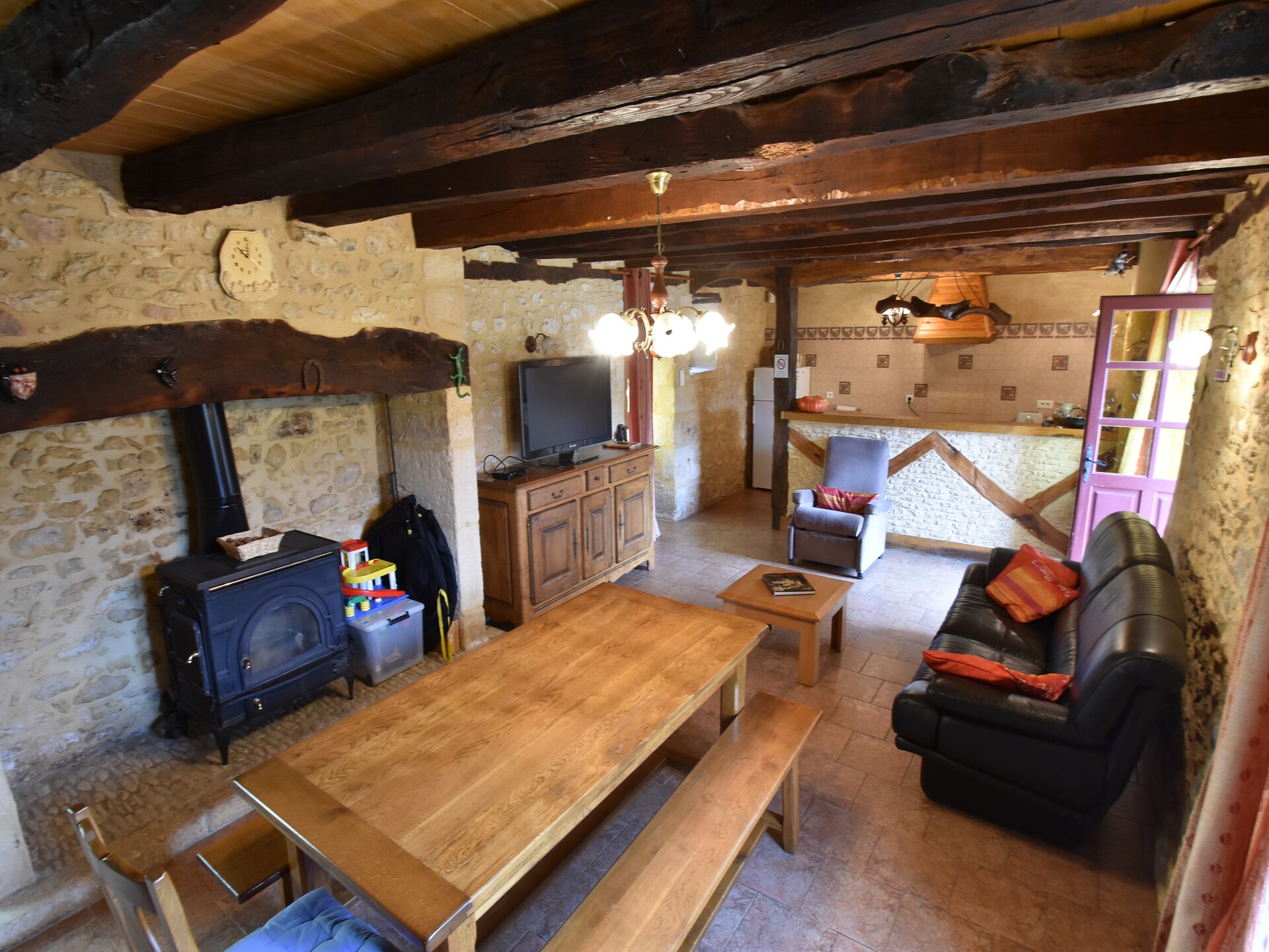 300 jaar oud vakantiehuis met privézwembad aan de bosrand bij St. Léon-sur-Vézère - foto 16
