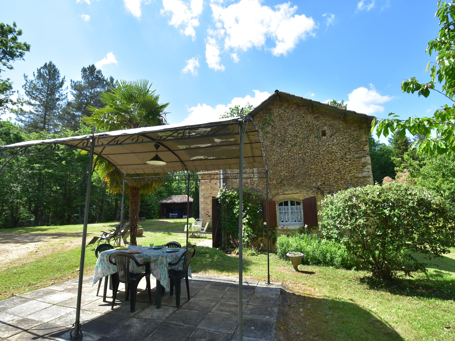 Bosrijk vakantiehuis voor 4 aan de golfbaan bij Villefranche-du-Périgord - foto 6