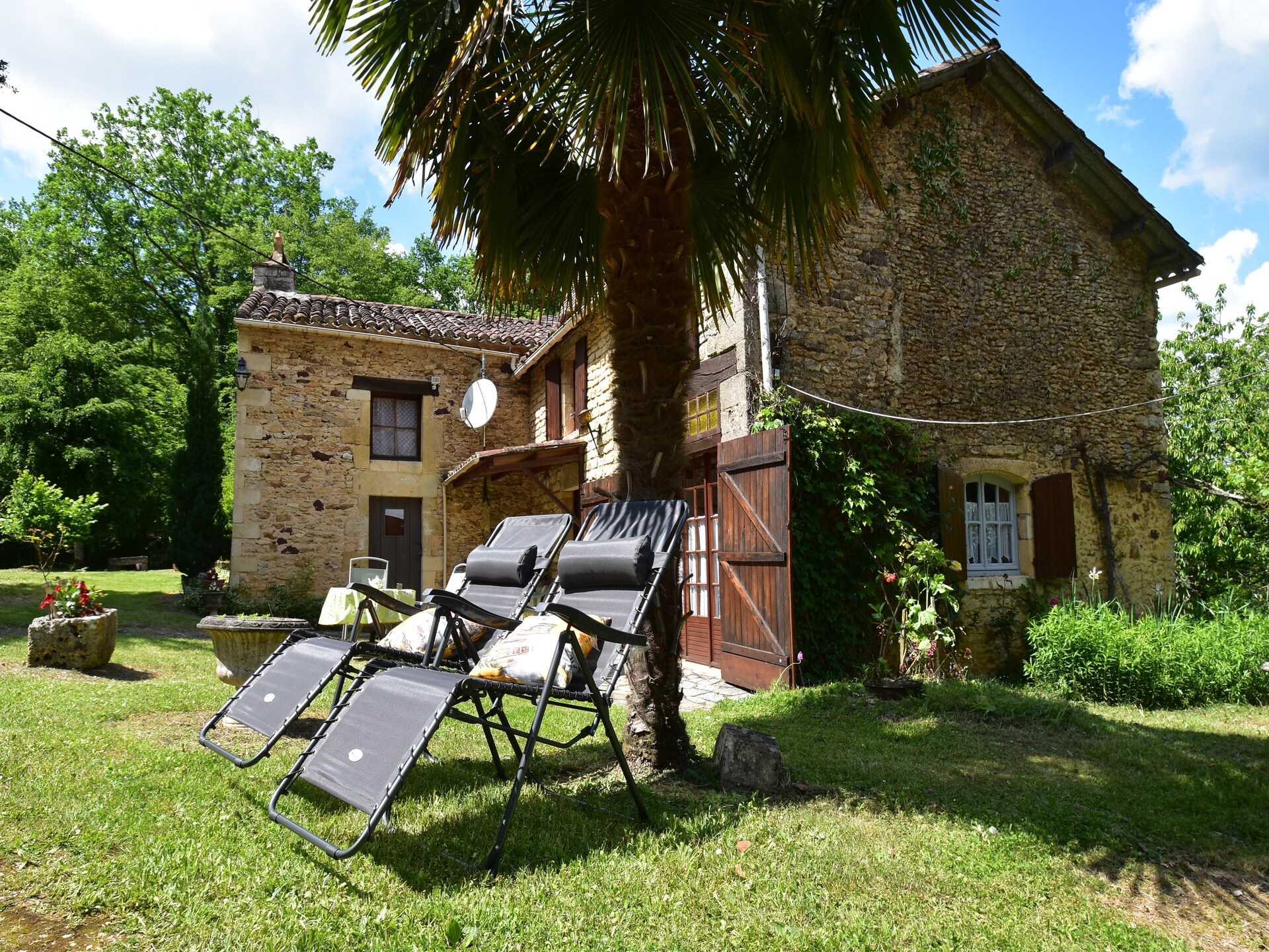 Bosrijk vakantiehuis voor 4 aan de golfbaan bij Villefranche-du-Périgord - foto 35